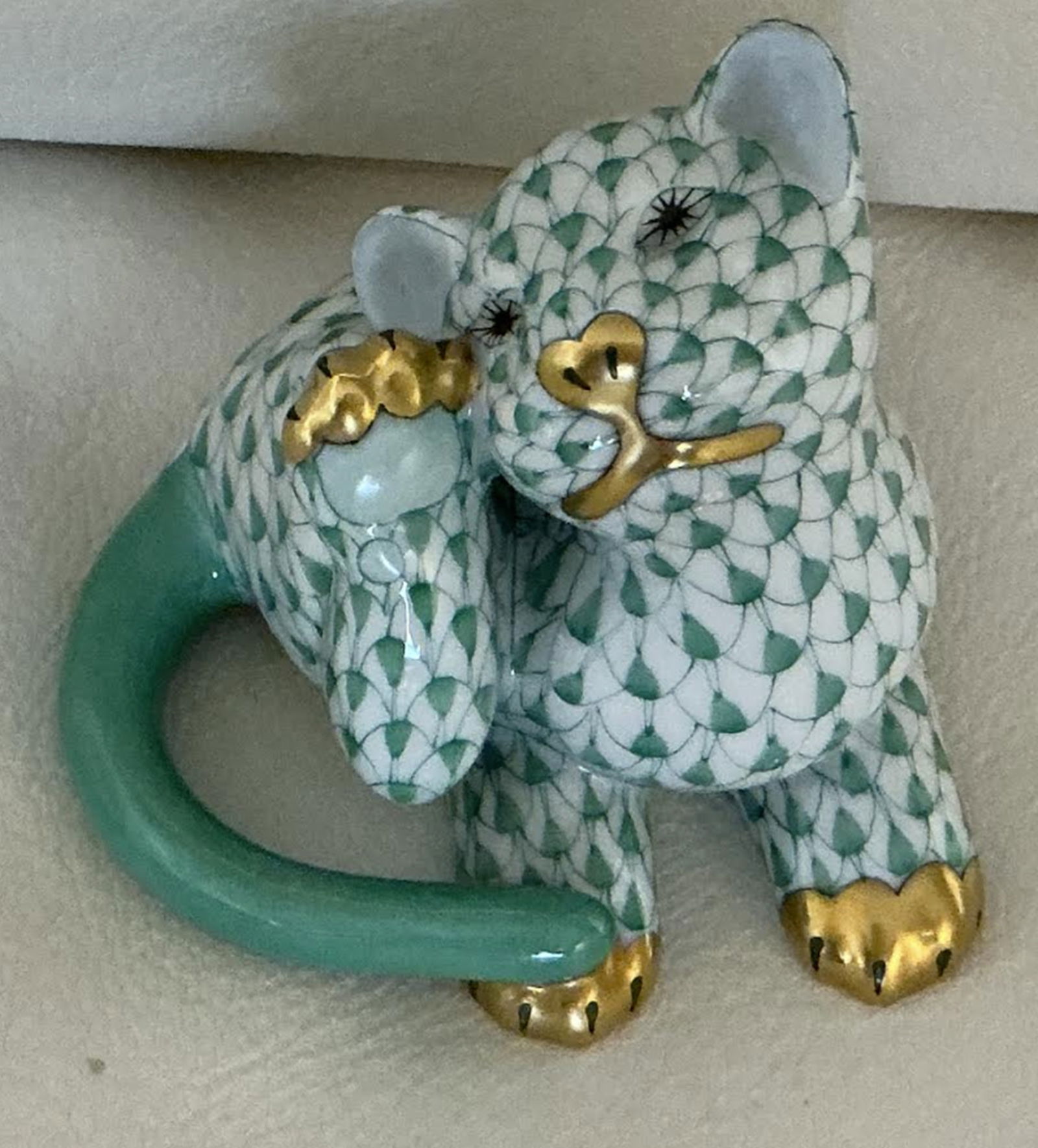 Herend Signed Porcelain Green Fishnet Tiger Figurine With 24kt Gold Accents Made in Hungary (1 of 6)