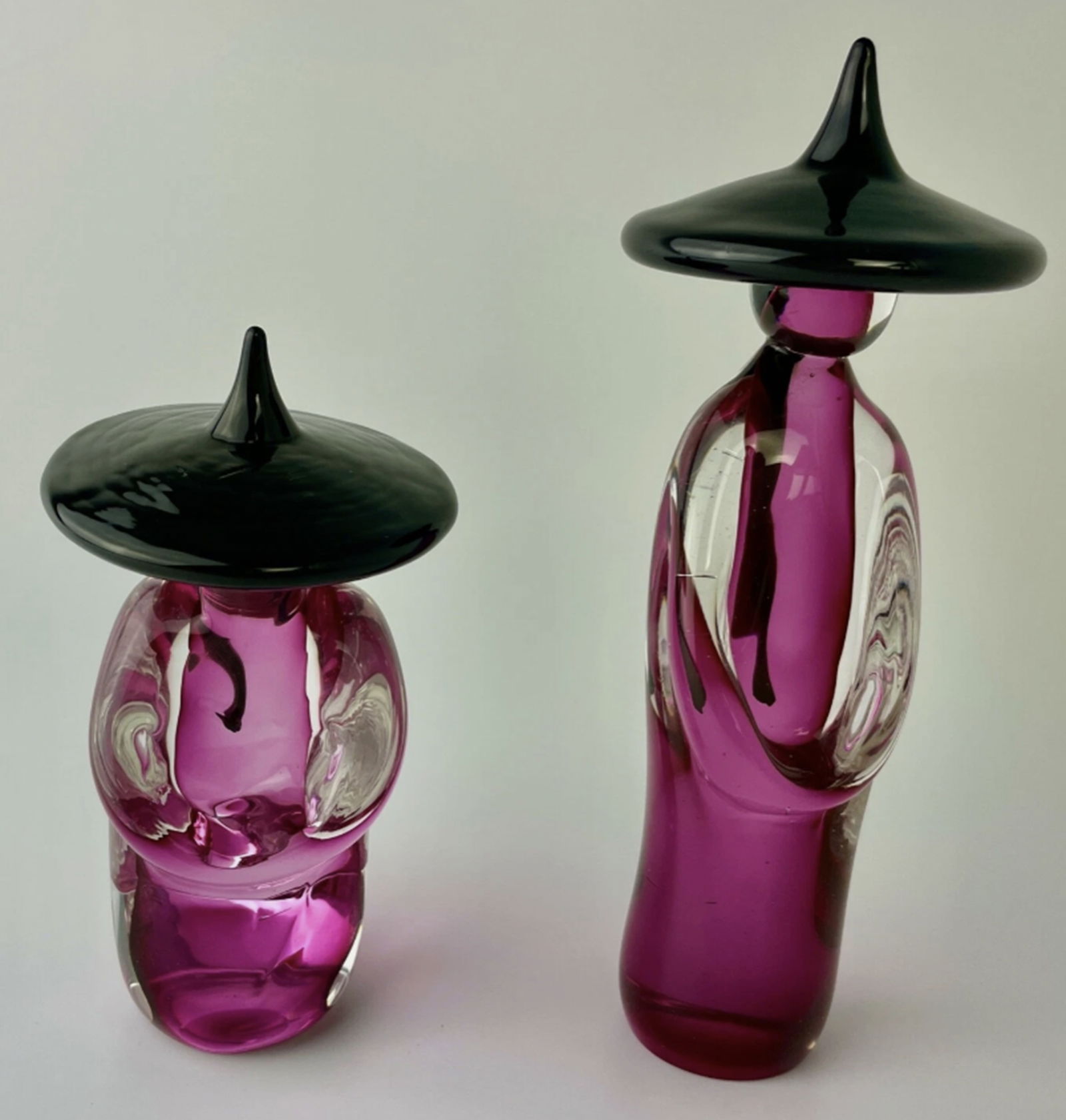 Formia Vetri di Murano Glass Oriental Figurine Pair Statuette: Formia Vetri di Murano Glass Oriental Figurine Pair Statuette. Measures approx The taller one is approximately 8 inches and the small one is approximately 6 inches.