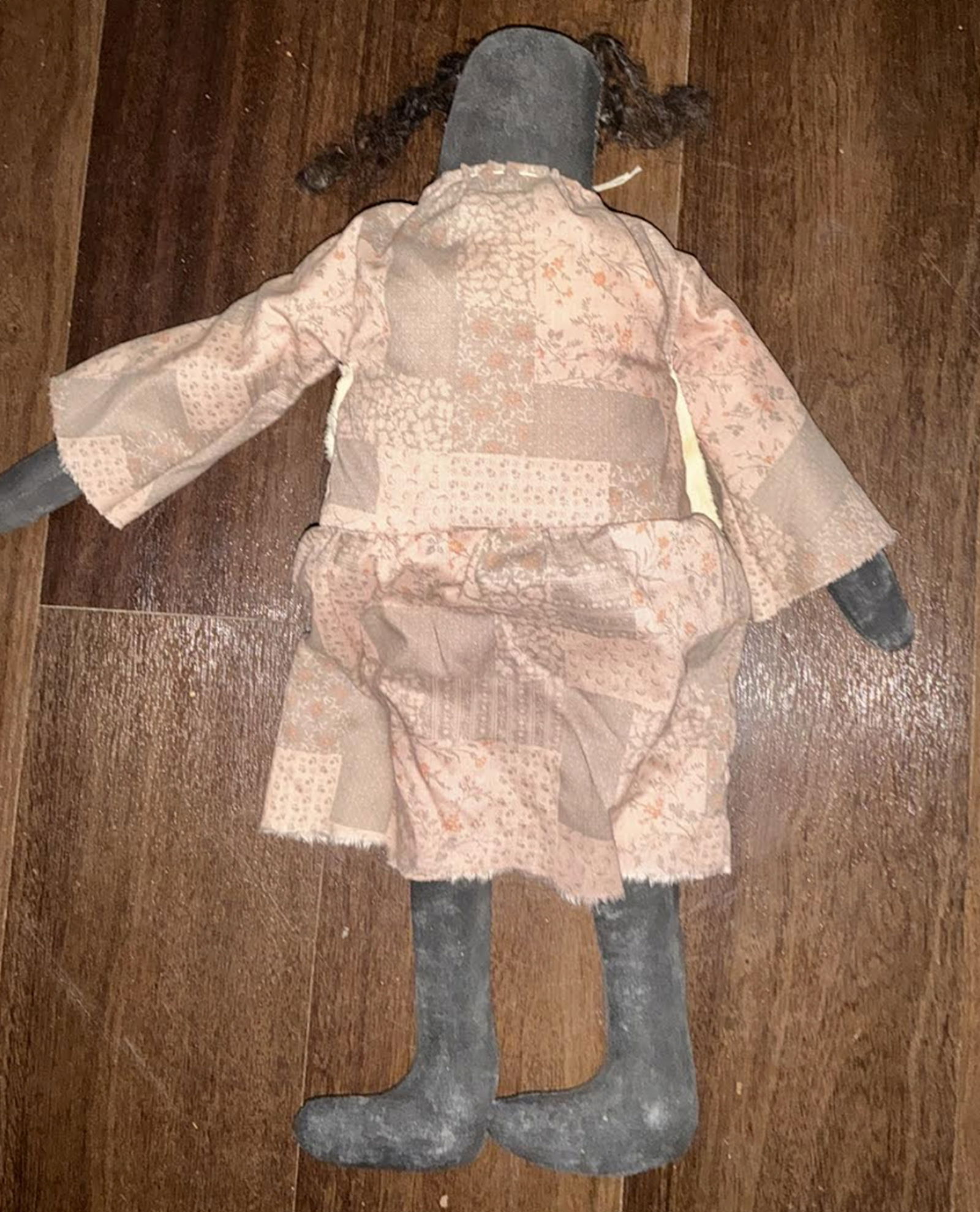 Black Americana Era Cloth Rag Doll: Black Americana Era cloth Rag doll. Measures approx 22 inches long with the dress