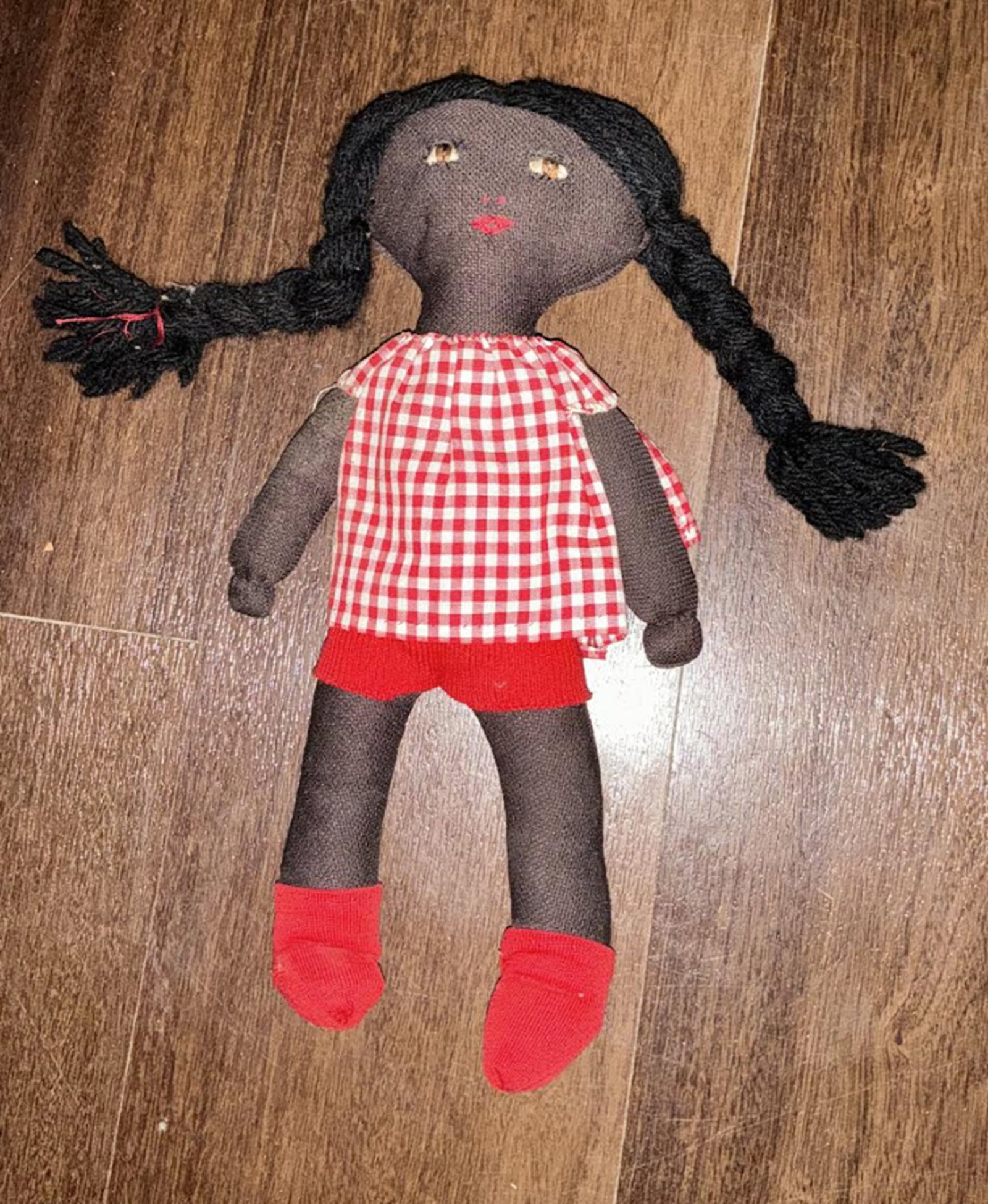 Black Americana Era Cloth Rag Doll: Black Americana Era cloth Rag doll. Measures approx 12 inches long with the dress