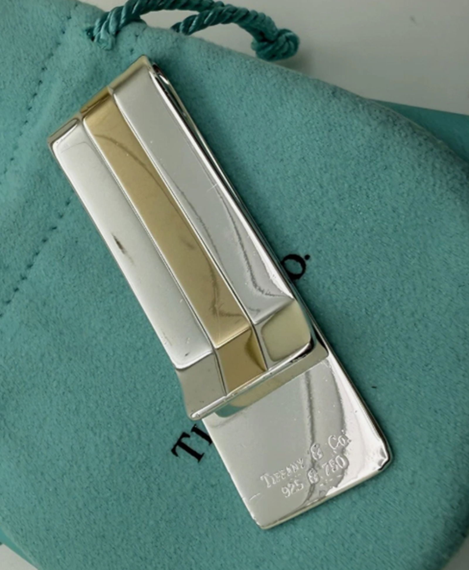 Tiffany & Co. Sterling Silver Wtih 18k Yellow Gold Money Clip Holder With Pouch: Tiffany & Co. Sterling Silver Wtih 18k Yellow Gold Money Clip Holder With Pouch Measures approx