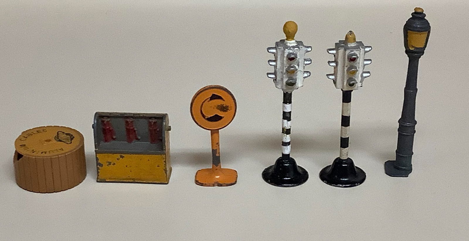 Cast iron Train Traffic Signs: Cast iron Train Traffic Signs