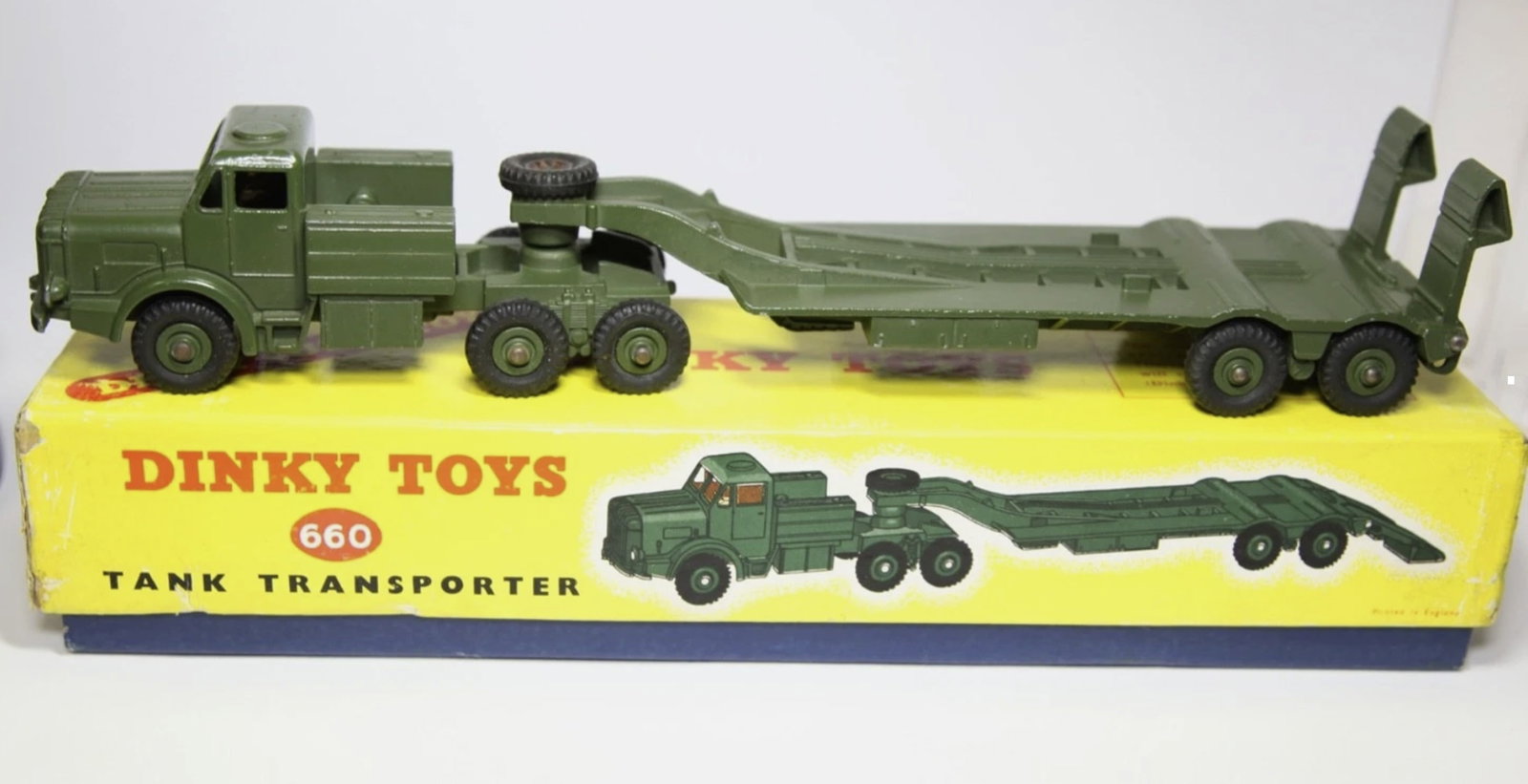 Dinky 660 Mighty Antar Tank Transporter In Original Box. Made in England: Dinky 660 Mighty Antar Tank Transporter In Original Box. Made in England. Signs of age wear rare collectible.