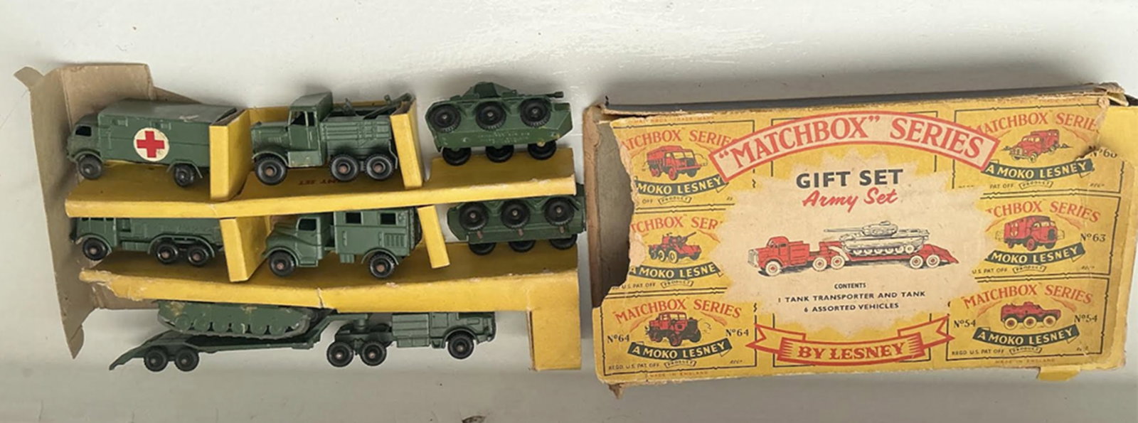 Matchbox Lesney Gift Set G-5 Army Military Vehicles with Original Box (1 of 7)