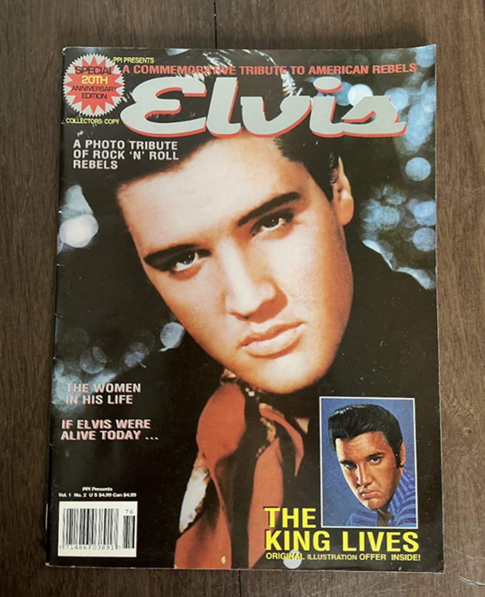 Elvis Magazine The king Lives (1 of 6)