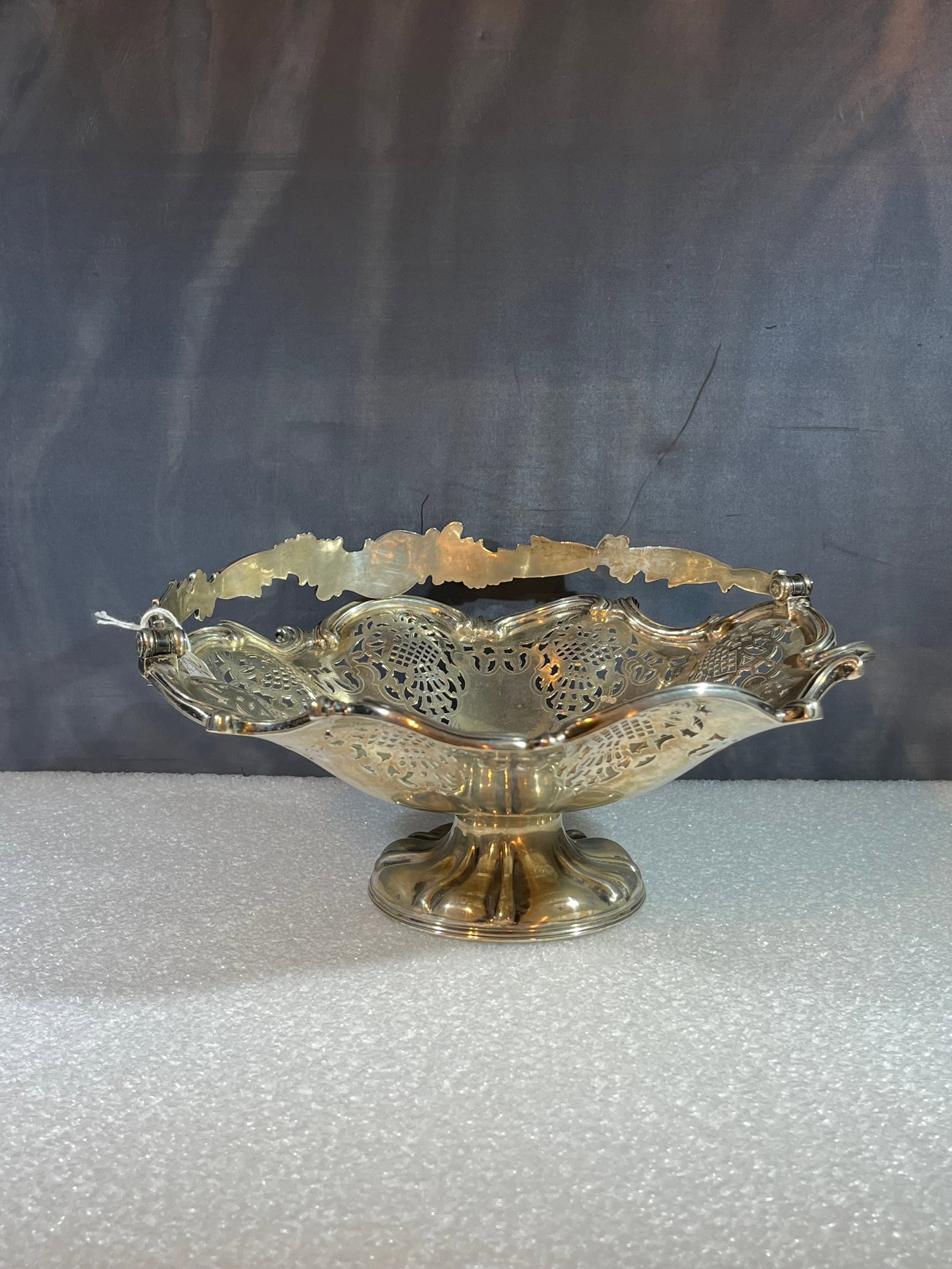 STERLING SILVER Bread Basket 1898 (1 of 9)