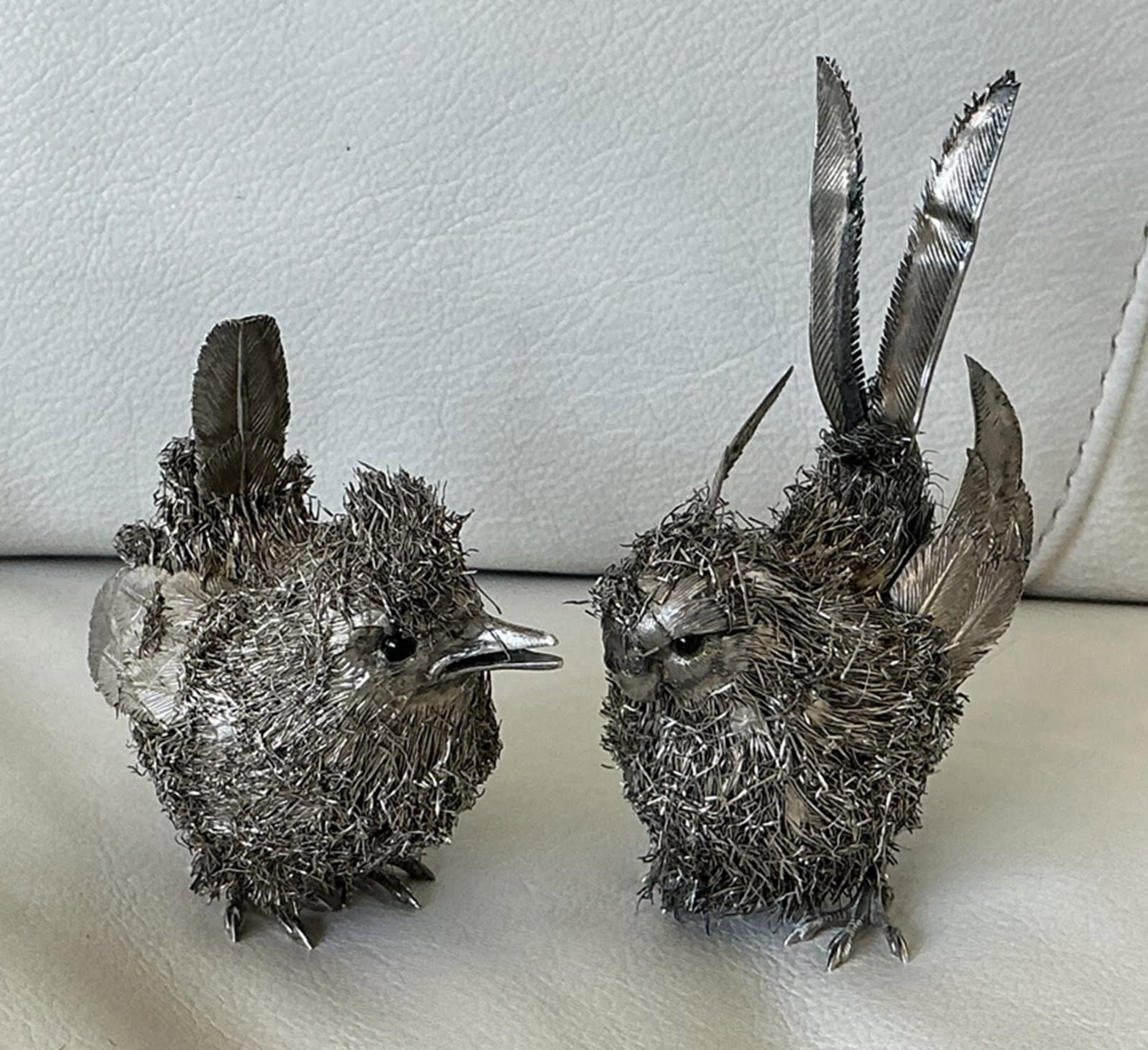Buccellati Sterling Silver Furry Handmade Bird Figurine Statuette Made in Italy 1960: Buccellati Sterling Silver Furry Handmade Bird Figurine Statuette Made in Italy. Measures approx, 2.5 inches wide x 2.5 inches Tall and 3.5 inches widex 4 inches tall