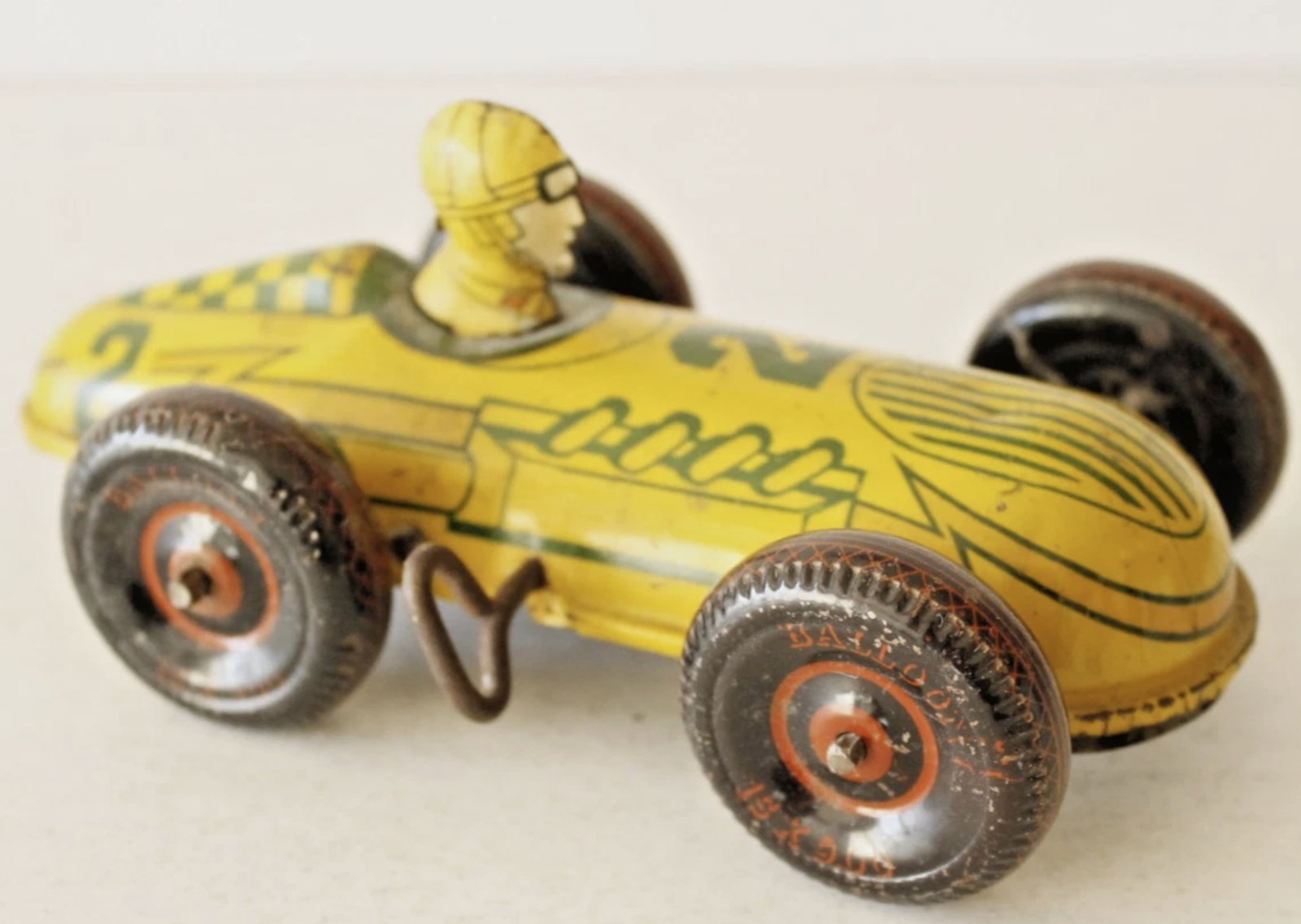 MARX TIN LITHO WIND UP #2 YELLOW RACE CAR WITH DRIVER (1 of 6)