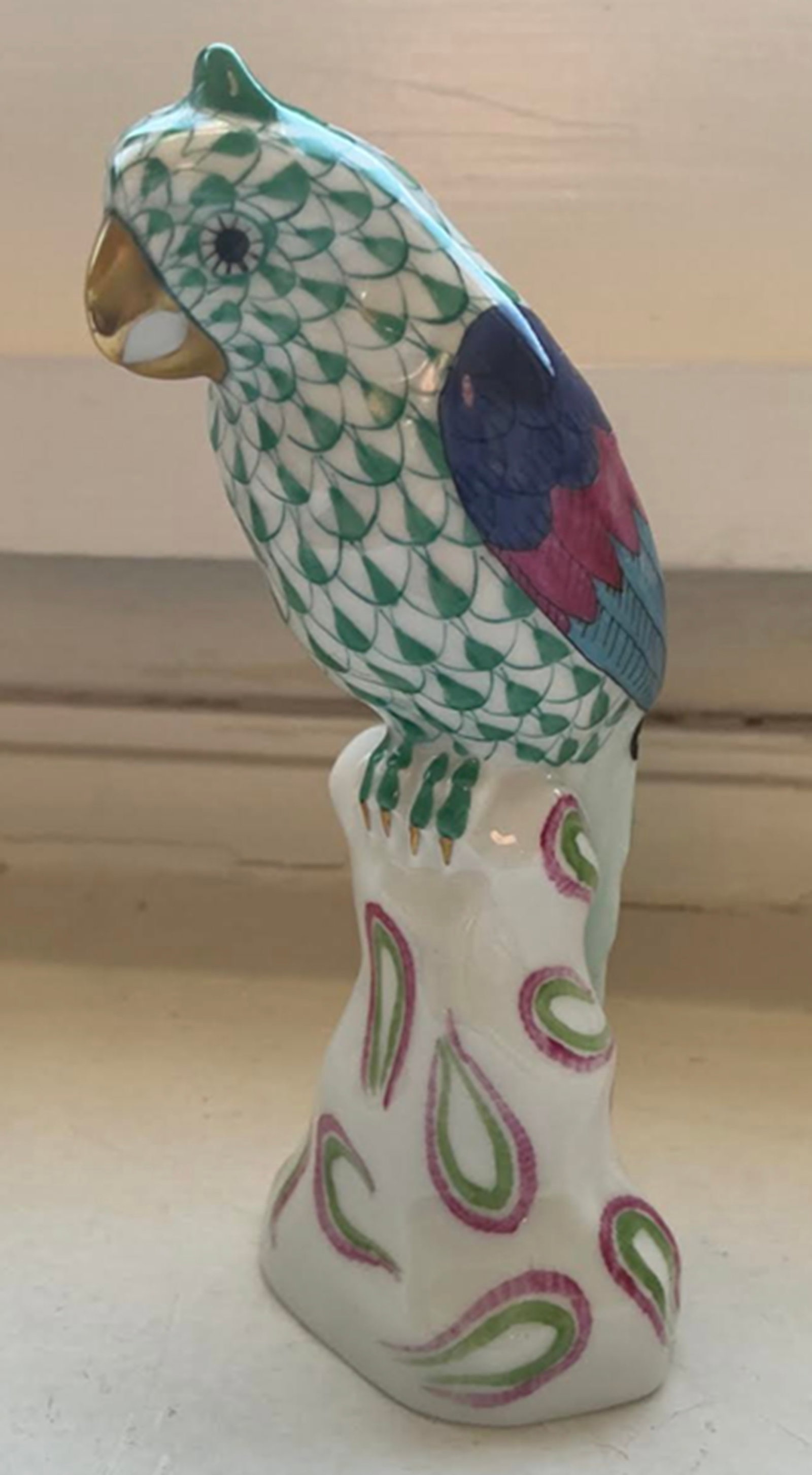 Herend Signed Porcelain Green Fishnet Parrot Figurine with 24k gold Accents Made in Hungary. (1 of 6)