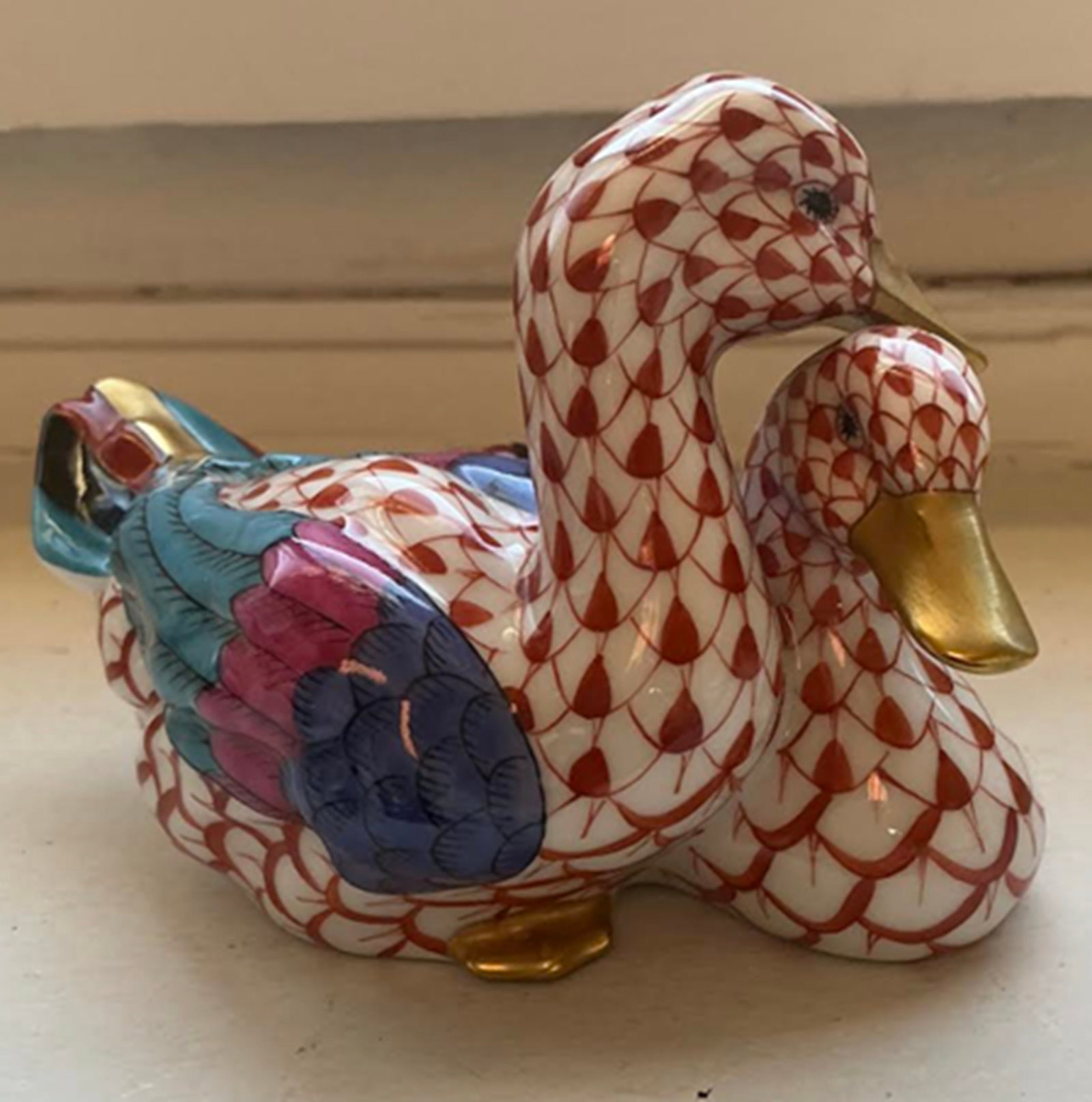 Herend Signed Porcelain Rust Fishnet Duck Figurine with 24k gold Accents Made in Hungary.: Herend Signed Porcelain Rust Fishnet Duck Figurine with 24k gold Accents Made in Hungary. Measures approx 2.75 inches tall and 4.25 to 4.5 inches long. No Chips or cracks present