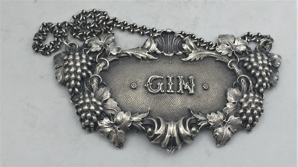 Buccellati Italian Sterling Silver Gin Claret Bar Jug Label: Rare Buccellati sterling silver claret jug bar label. GIN embossed on the front in the center.Marks on the back: Gianmaria Buccellati (signature and Italian maker's mark), ITALY, 925 (encircled silver