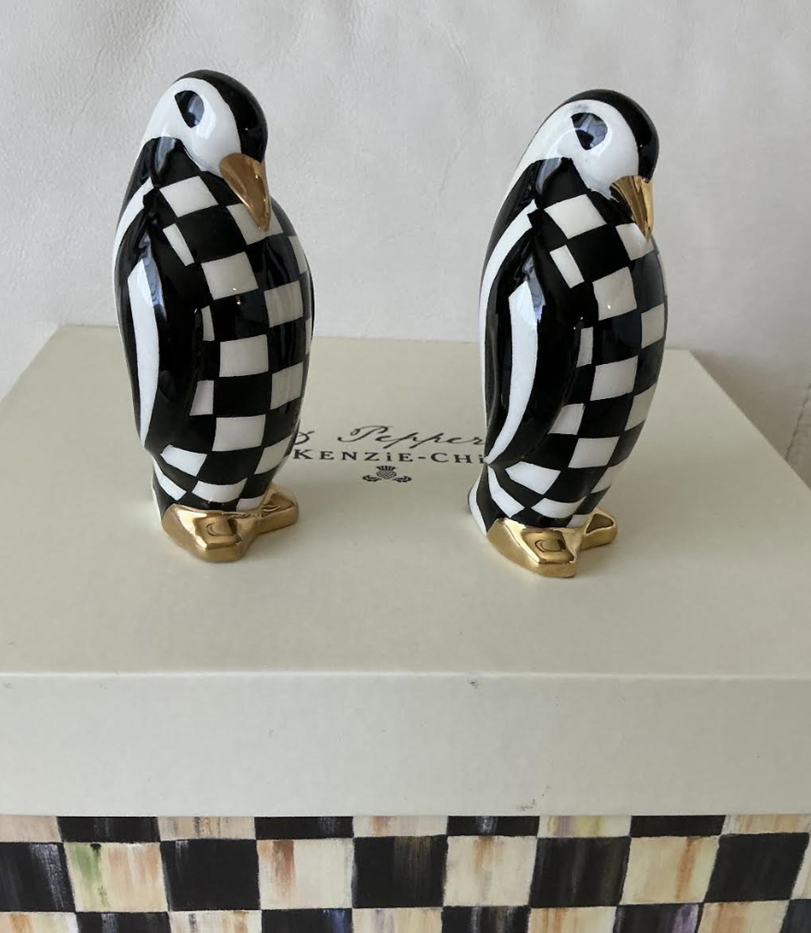 MacKenzie Childs PENGUIN SALT & PEPPER SET With Box New (1 of 6)