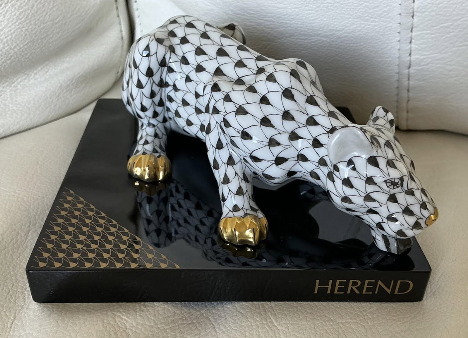 Herend Signed Porcelain Large Black Drinking Lioness Figurine With 24k Gold Accents Made in (1 of 8)