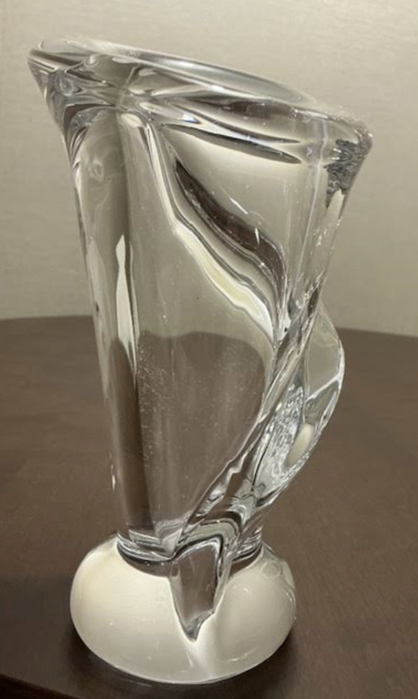 Crystal Signed Cala Lily Vase Made in France. (1 of 6)