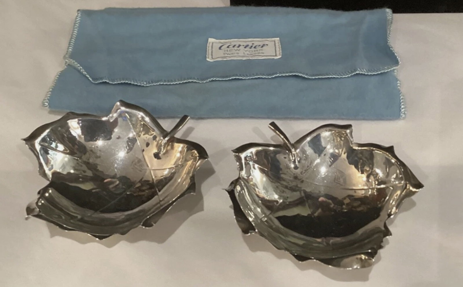CARTIER STERLING SILVER LEAF TRINKET DISH BOWL PAIR AND ORIGINAL POUCH (1 of 5)