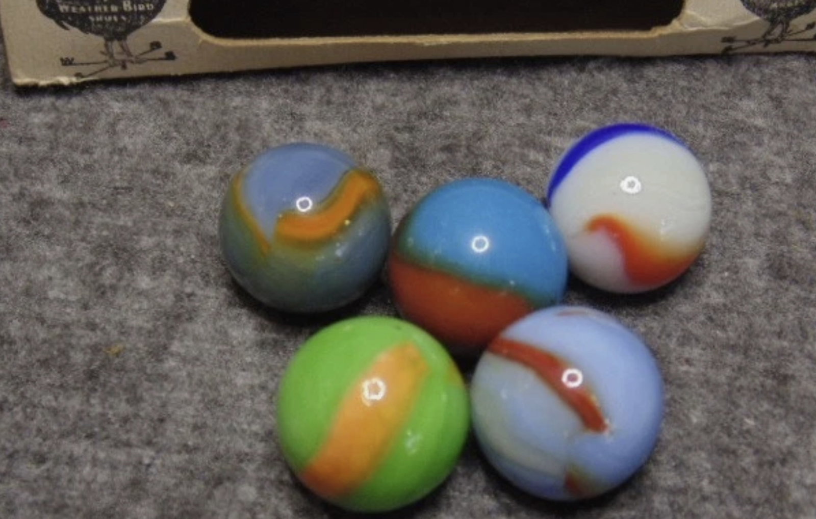 Akro Agate GLass Marbles Weather Bird Shoes Advertising Sleeve Box with Marbles Inside - 2