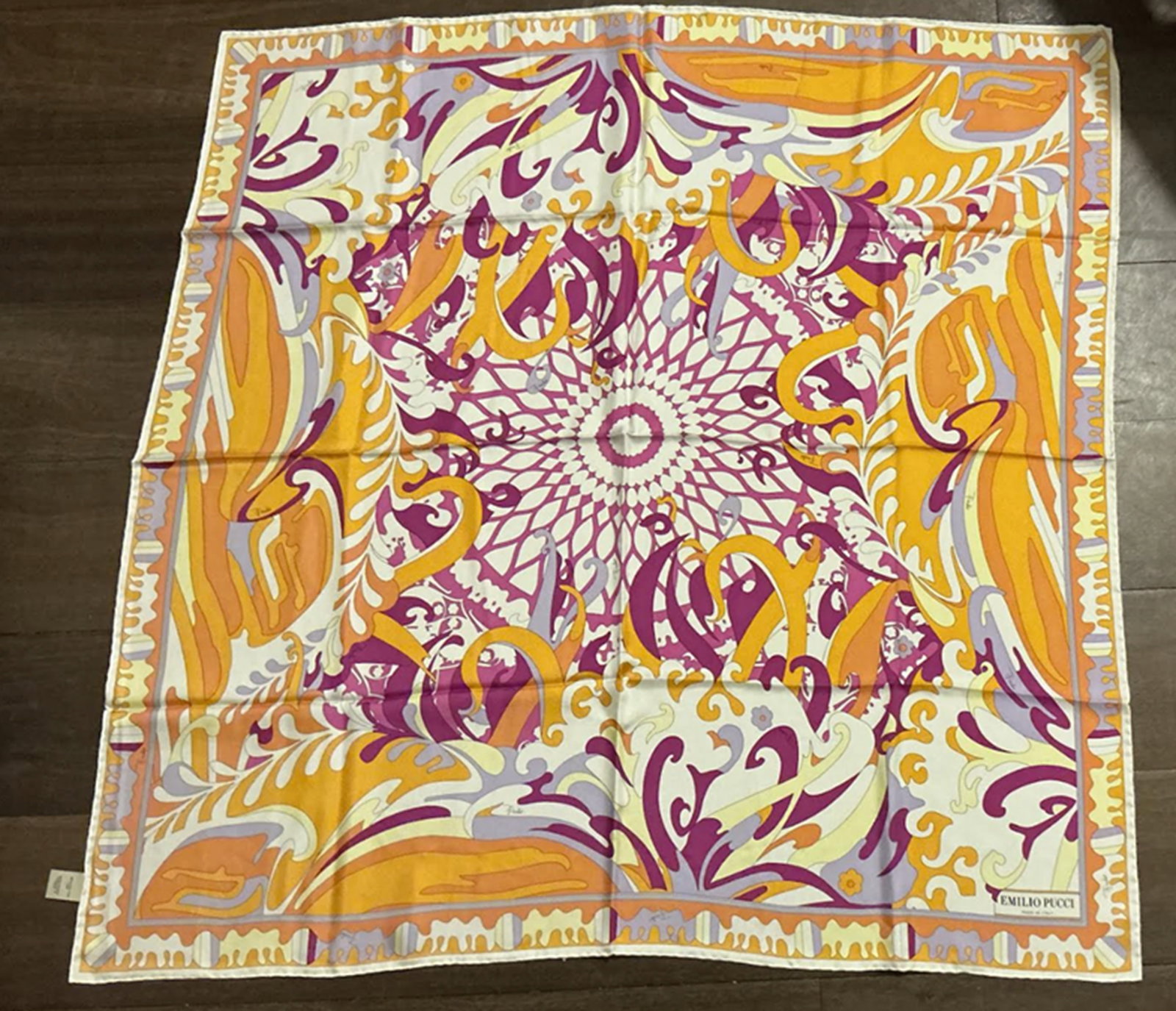 Emillio Pucci Silk Scarf Made in Italy (1 of 6)