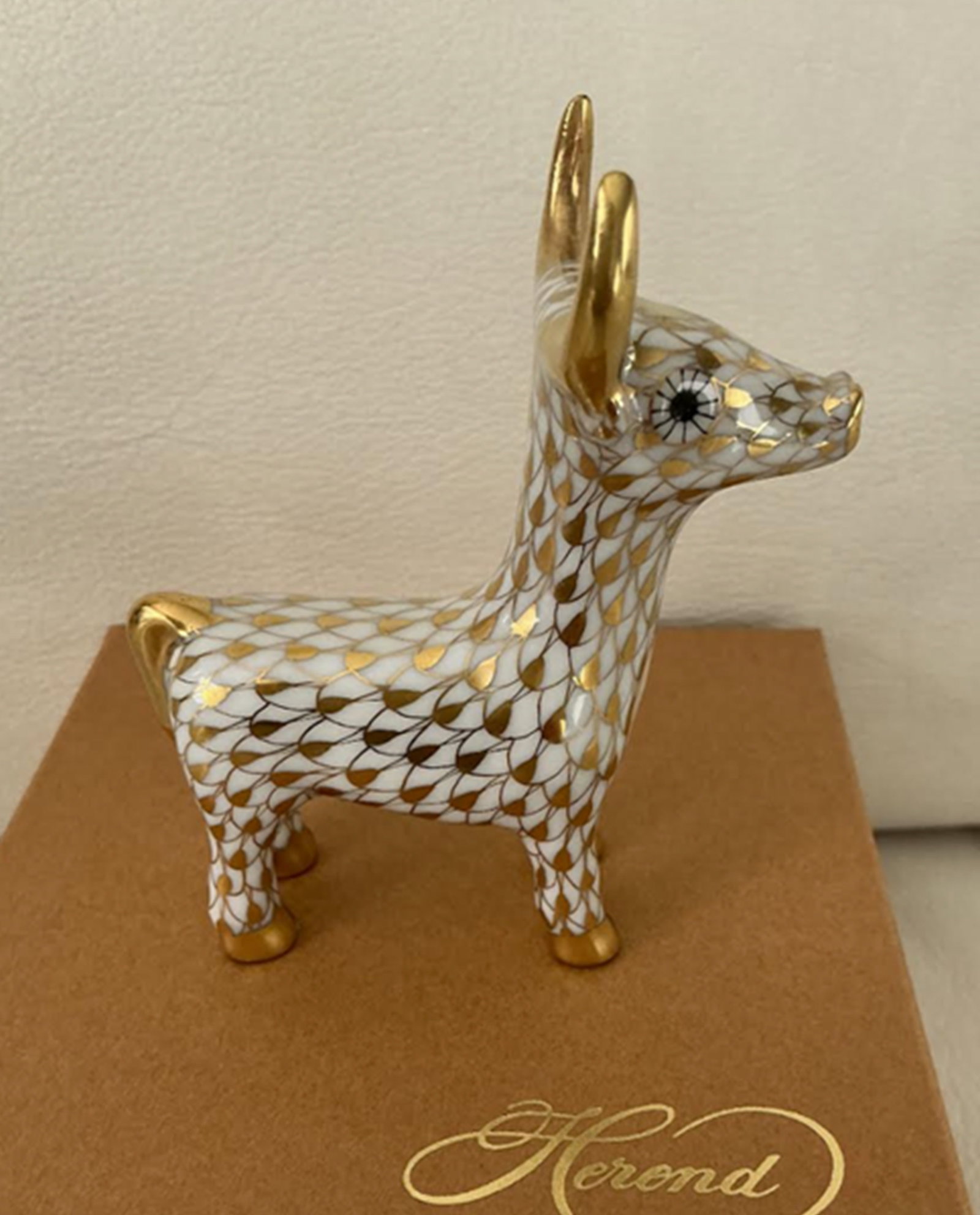 Herend Signed Porcelain Gold Fishnet Calf Figurine with 24k Gold Accents. (1 of 7)