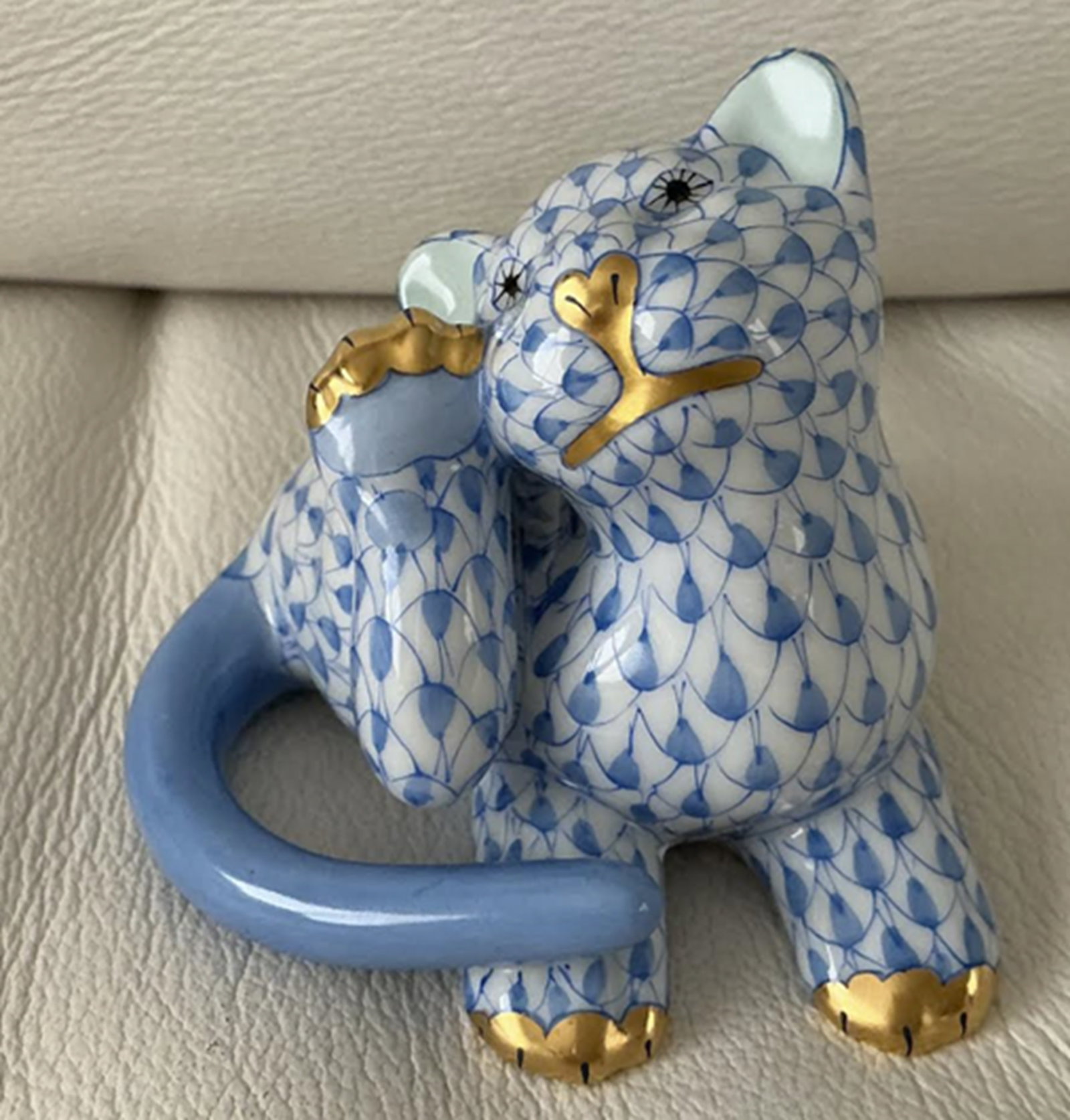 Herend Signed Porcelain Blue Fishnet Tiger Cub Figurine with 24k Gold Accents.: Herend Signed Porcelain Blue Fishnet Tiger Cub with 24k Gold Accents. Made in Hungary. Measures approx 2.5 inches tall and 2.5 inches wide No chips or cracks present