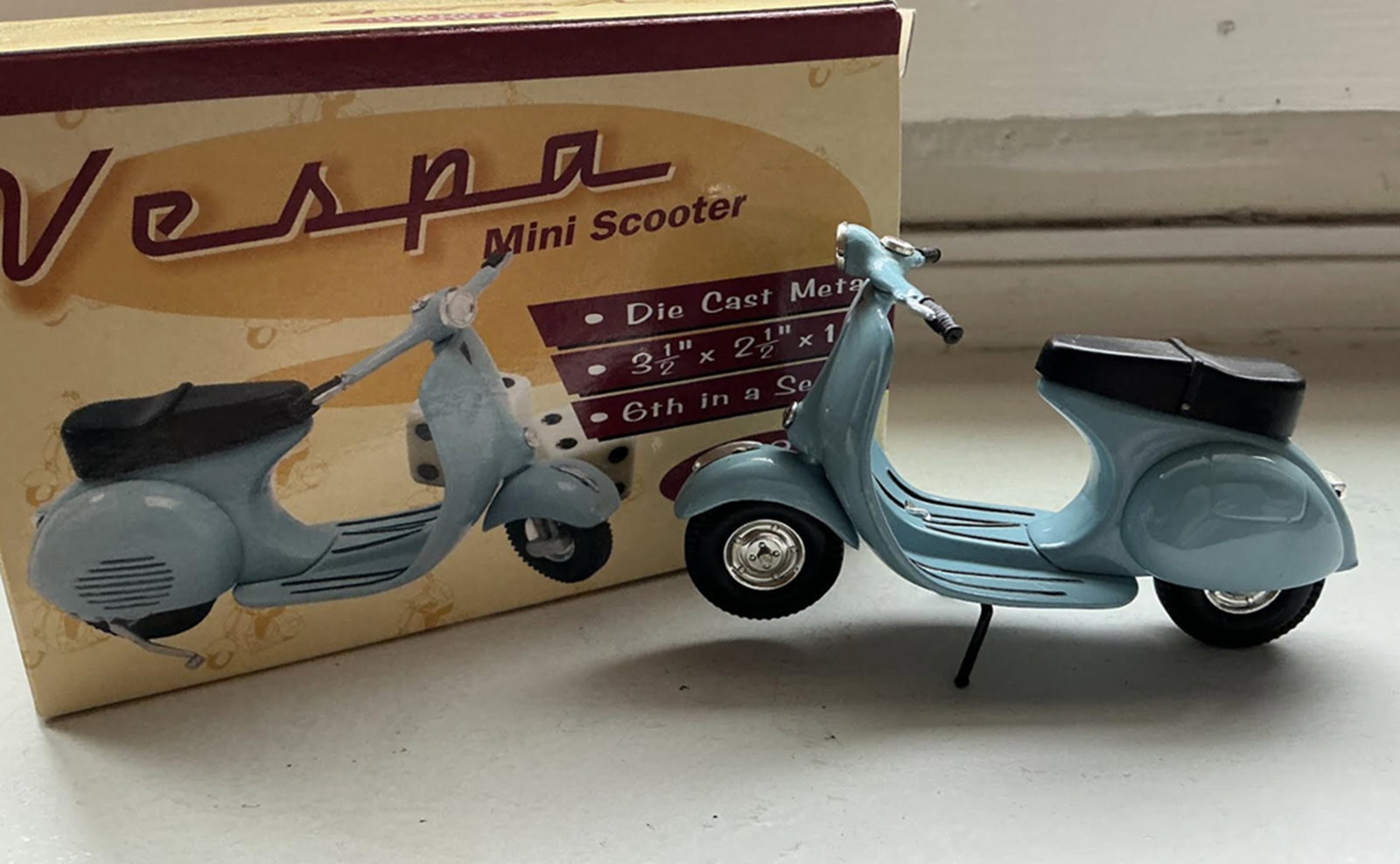 Vespa Motor Cycle Vehicle with Its Original Box: Vespa Motor Cycle Vehicle with Its Original Box