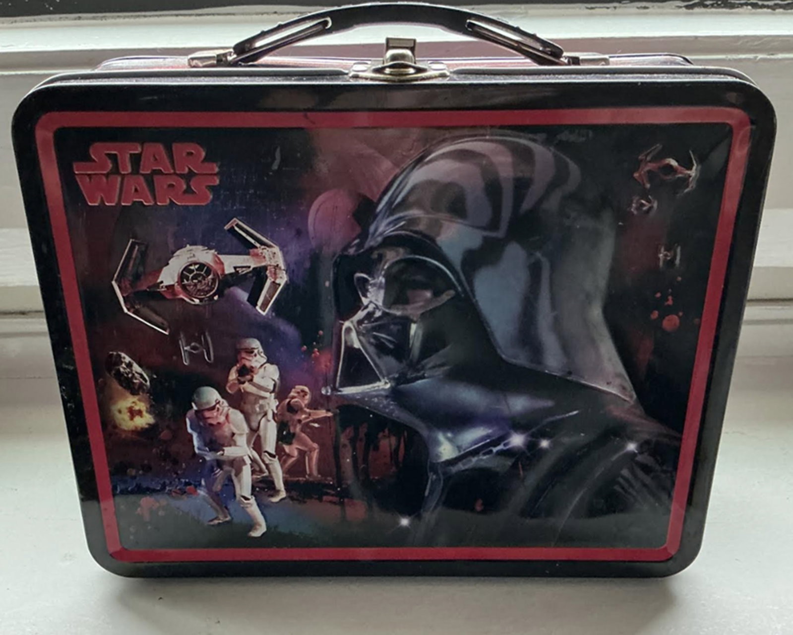 Star Wars Tin Lunch Box: Star Wars Tin Lunch Box Measures approx 5 3/4 inches wide 2.5 inches deep close to 6 inches tall
