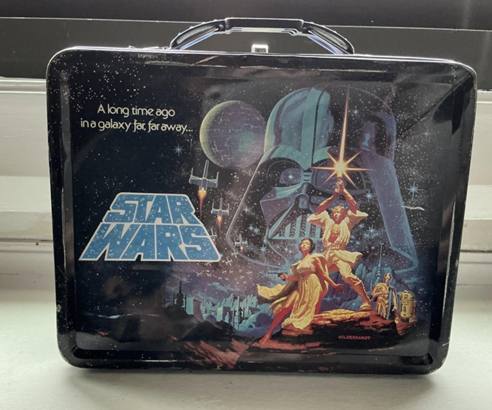 Star Wars Tin Lunch Box: Star Wars Tin Lunch Box Measures approx 7 3/4 inches wide 6 inches tall 2 3/4 inches deep