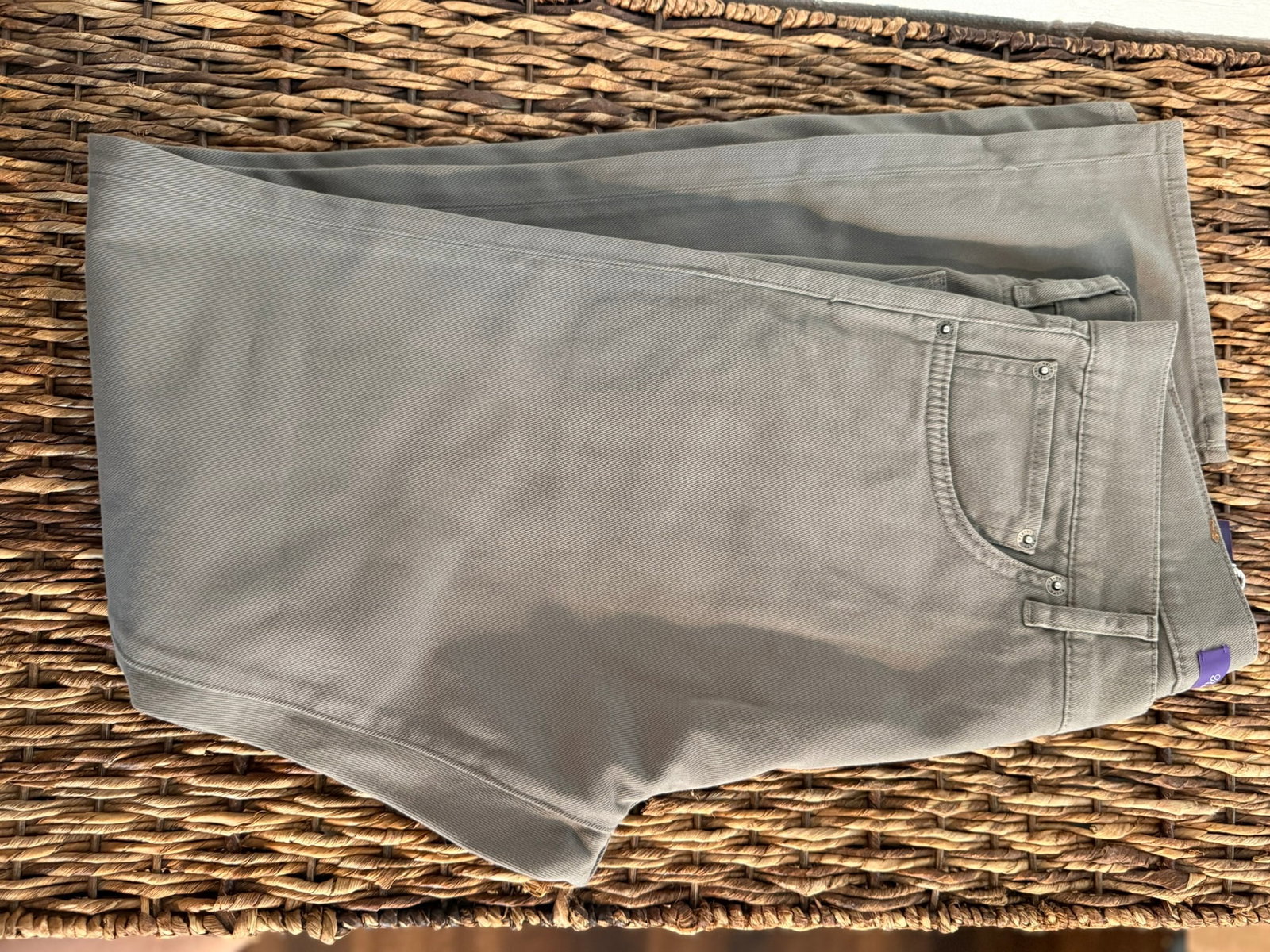 Ralph Lauren Purple Label Denim Leg: Grey brand new with tags men's straight leg denim. Size 32x32 Grey