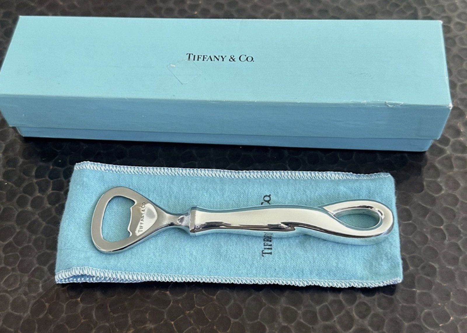 Tiffany & Co Elsa Peretti Sterling Silver Opener with Orig Box Made in Italy: Tiffany & Co Elsa Peretti Sterling Silver Opener Made in Italy with Orig Box Measures approx Measures: 5.5" Length