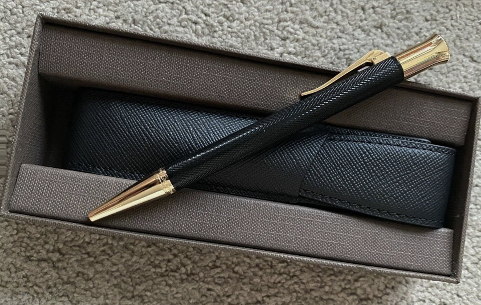Patek Philippe Geneve Ballpen Ball Point Pen With Orig Box: Patek Philippe Geneve Ballpen Ball Point Pen With Orig Box