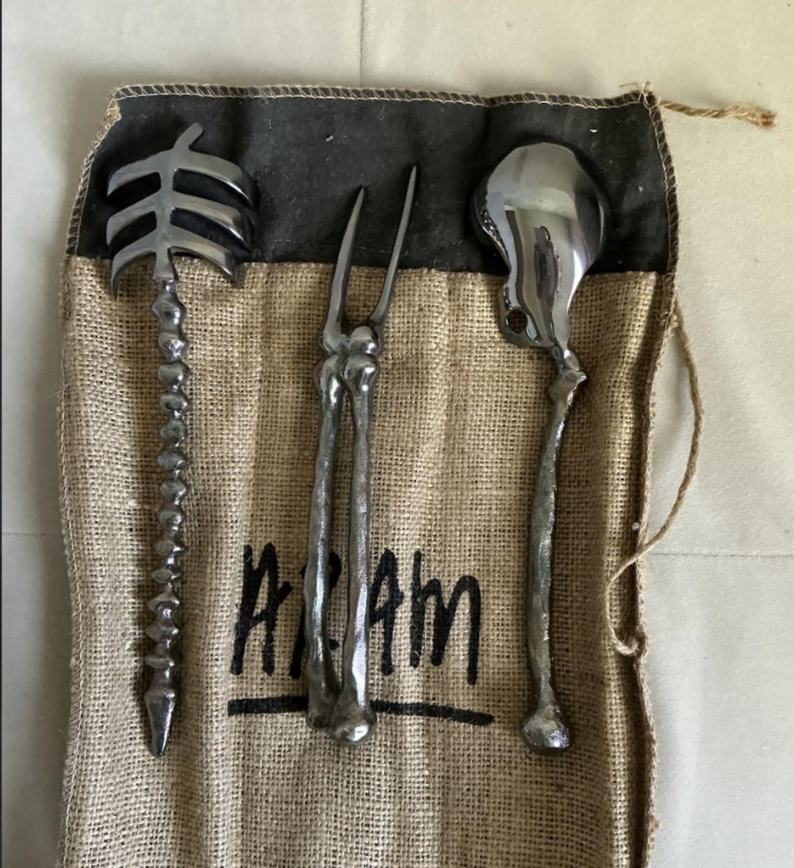 MICHAEL ARAM BONEWARE SKELETON BONE SERVING SET WITH POUCH - 2