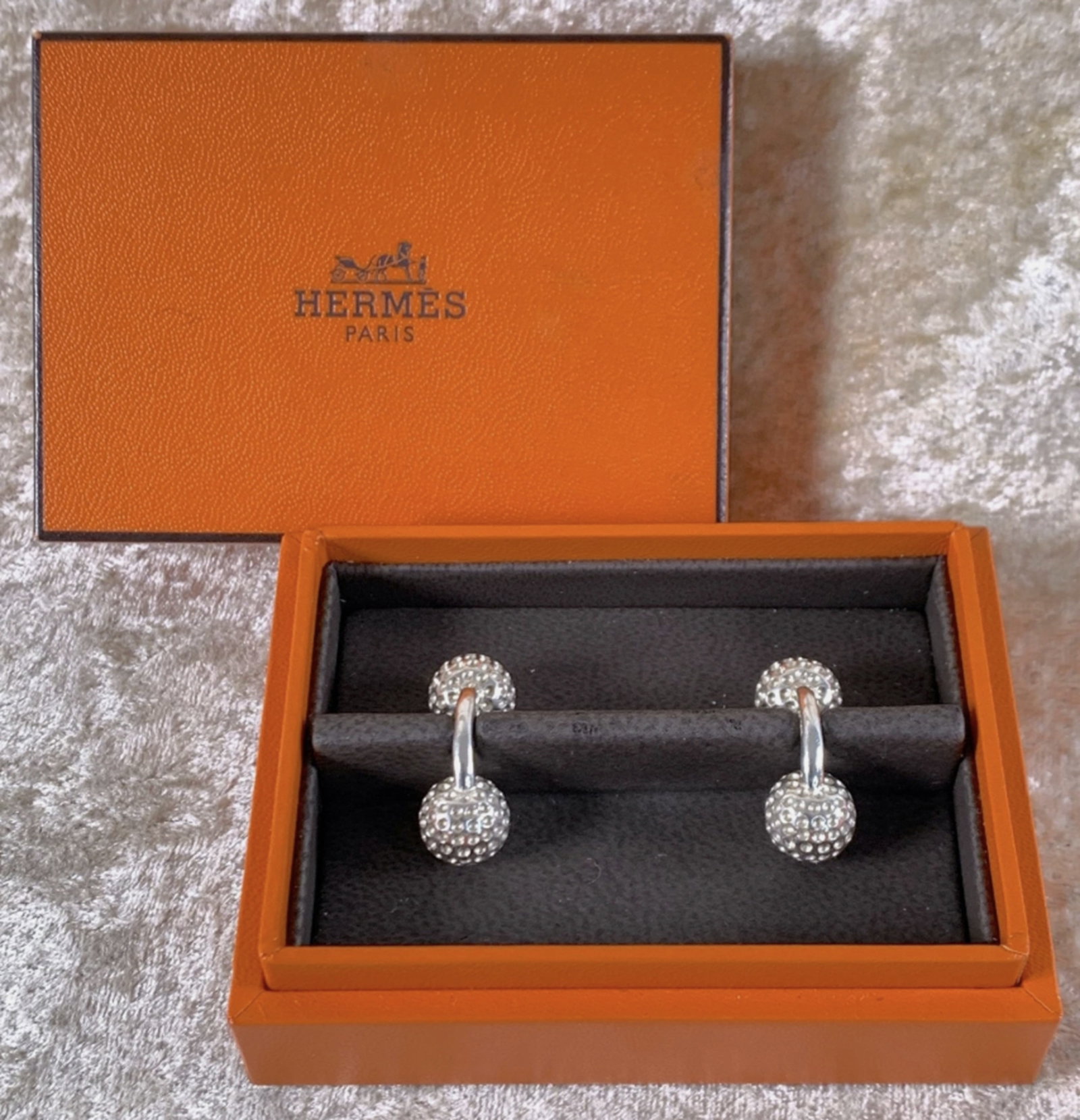 Hermes Signed Sterling Silver Golf Ball Cufflinks With Orig Box: Hermes Signed Sterling Silver Golf Ball Cufflinks With Orig Box