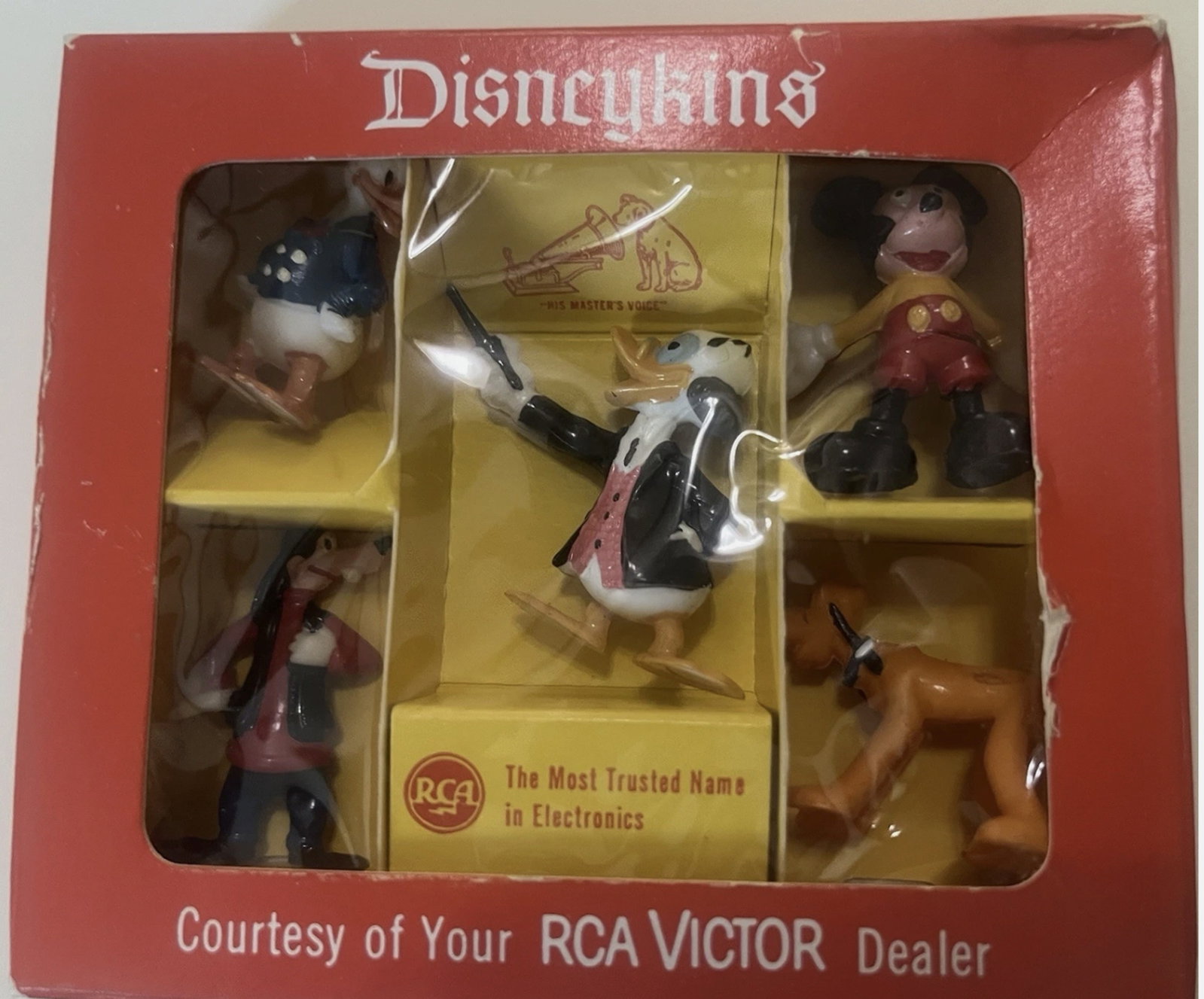 Walt Disney Disneykins Mickey Donald Goofy Pluto Marx In Box 1961: Disney Disneykins Mickey Donald Goofy Pluto Marx In Box 1961. 1961 Disneykins RCA Victor promotional boxed set by Louis Marx, distributed through RCA Victor dealers to promote the debut of Walt