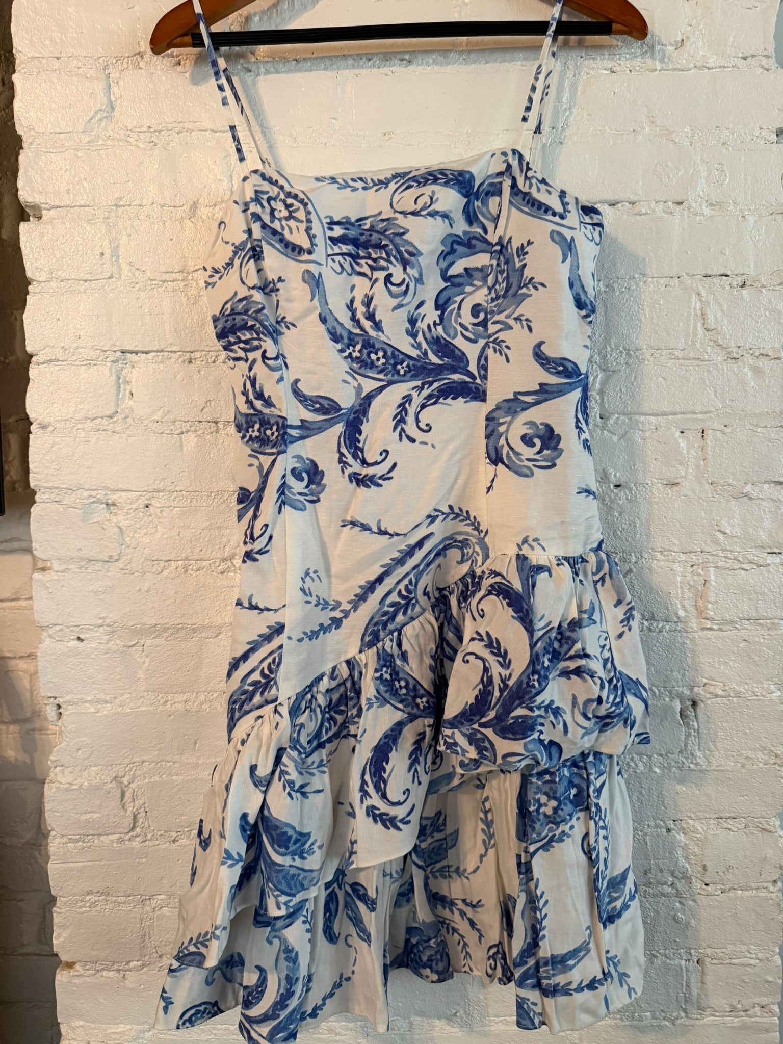 Lauren Ralph Lauren Dress: Lauren Ralph Lauren Dress Womens lightweight linen printed size 2 dress with ruffles.