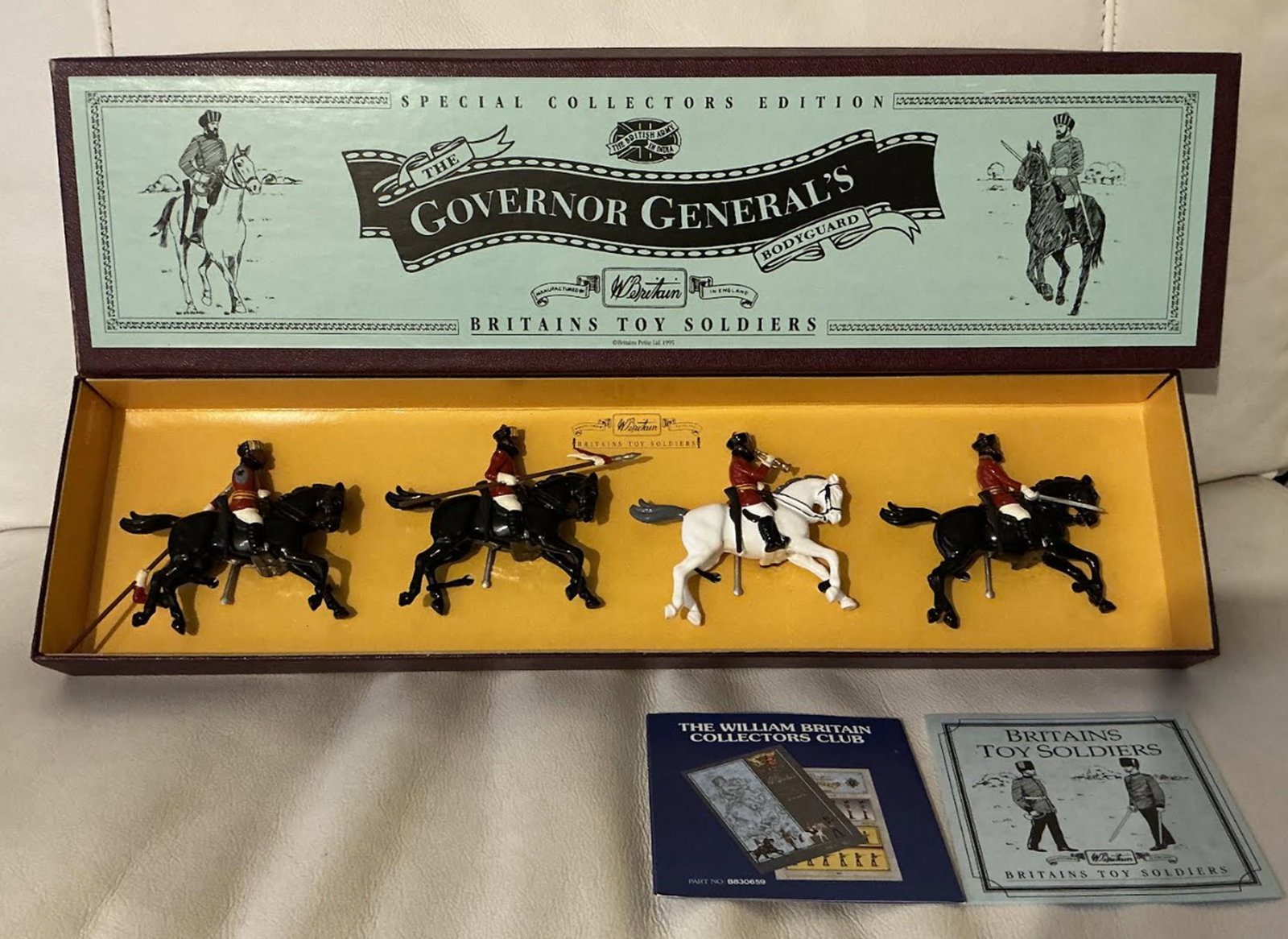 WBritains #8843 The Governor General's Bodyguard Soldiers With Box: WBritains #8843 The Governor General's Bodyguard Soldiers With Box