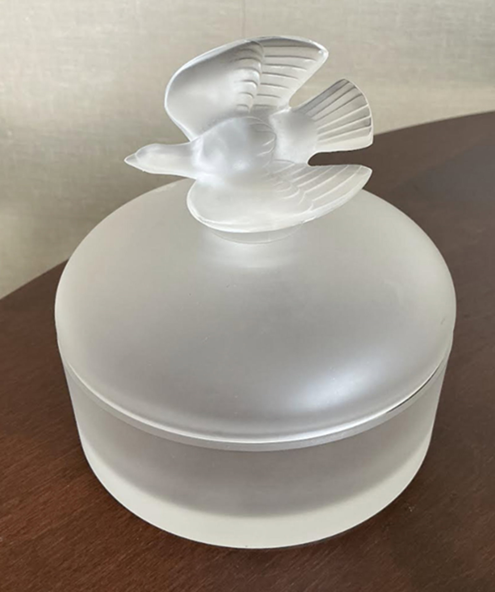 Lalique Signed Crytal Large Perfume Bottle #386 for NINA RICCI Paris (1 of 9)