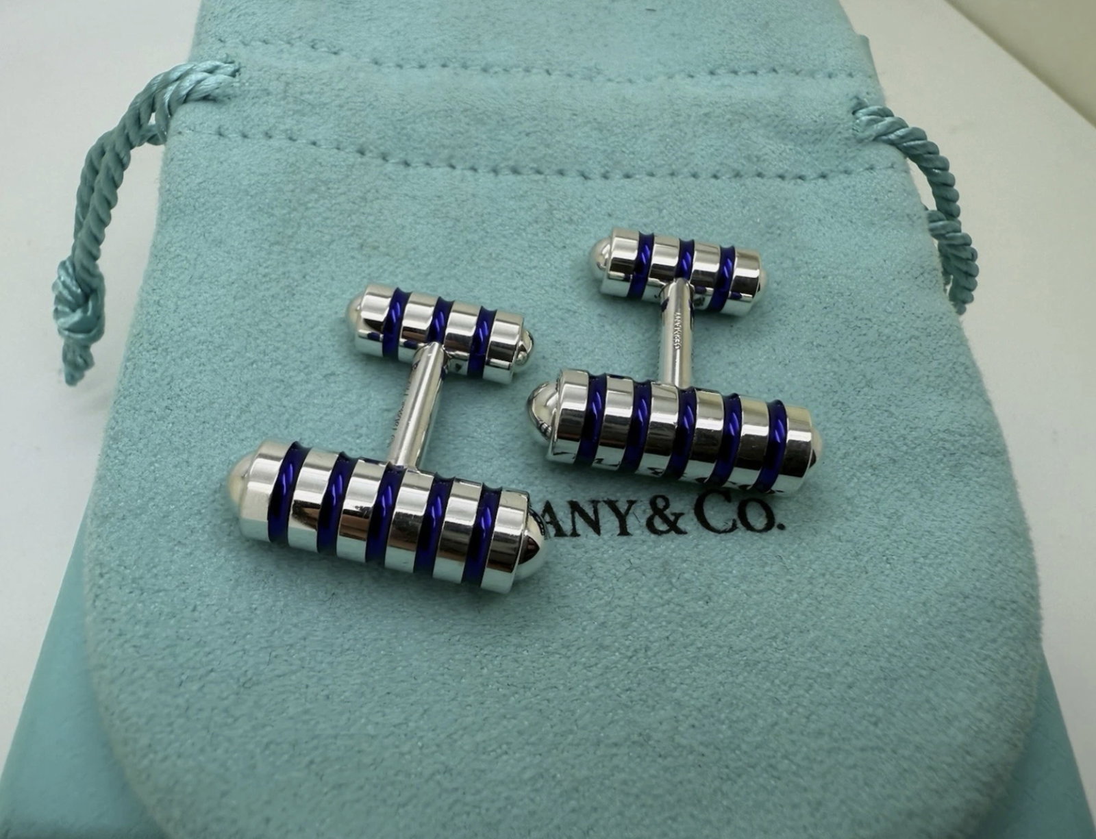 Tiffany & Co Paloma Picasso Sterling Silver Blue Enamel Cufflinks With Pouch and Box (1 of 5)
