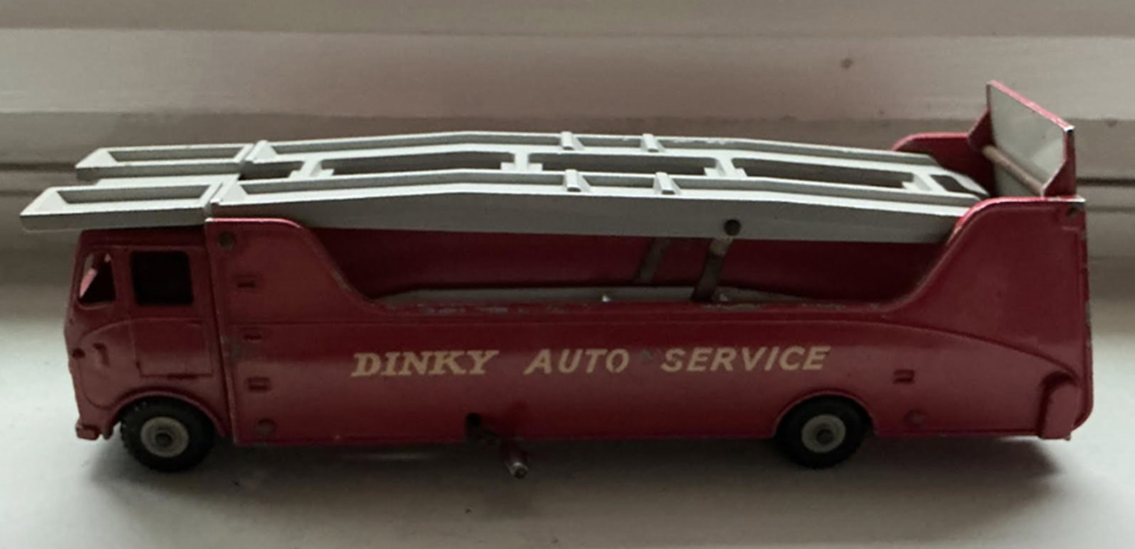 Dinky Meccano 984 Steel Auto Service Carrier Vehicle 9 Inches Made in England (1 of 6)