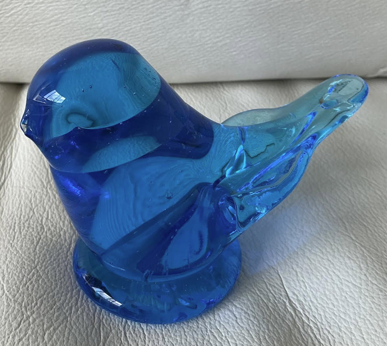 Leo Ward Signed Blue Bird Glass Figurine: Leo Ward Signed Blue Bird Figurine approx 3 3/4 inch wide 3 inches tall no chips or cracks present