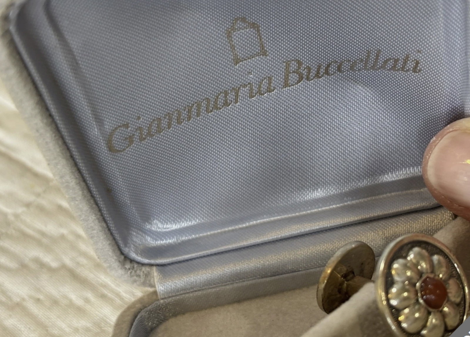 Buccellati Sterling Silver and Ruby Cufflink Pair With Orig Box - 3