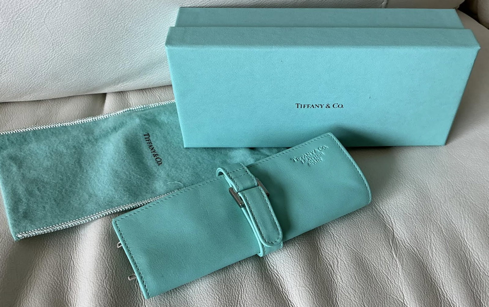 Tiffany & Co. Leather Jewelry Roll Necklace Case With Orig Box (1 of 5)
