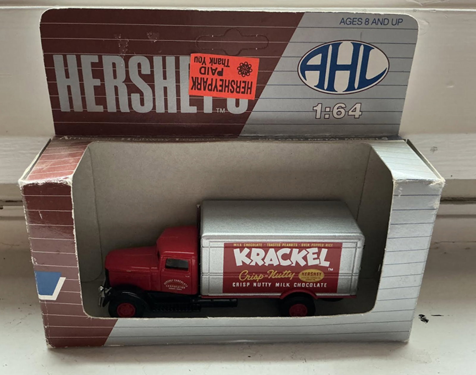 Hershey krackel Crisp Nutty Vehicle With Box (1 of 5)