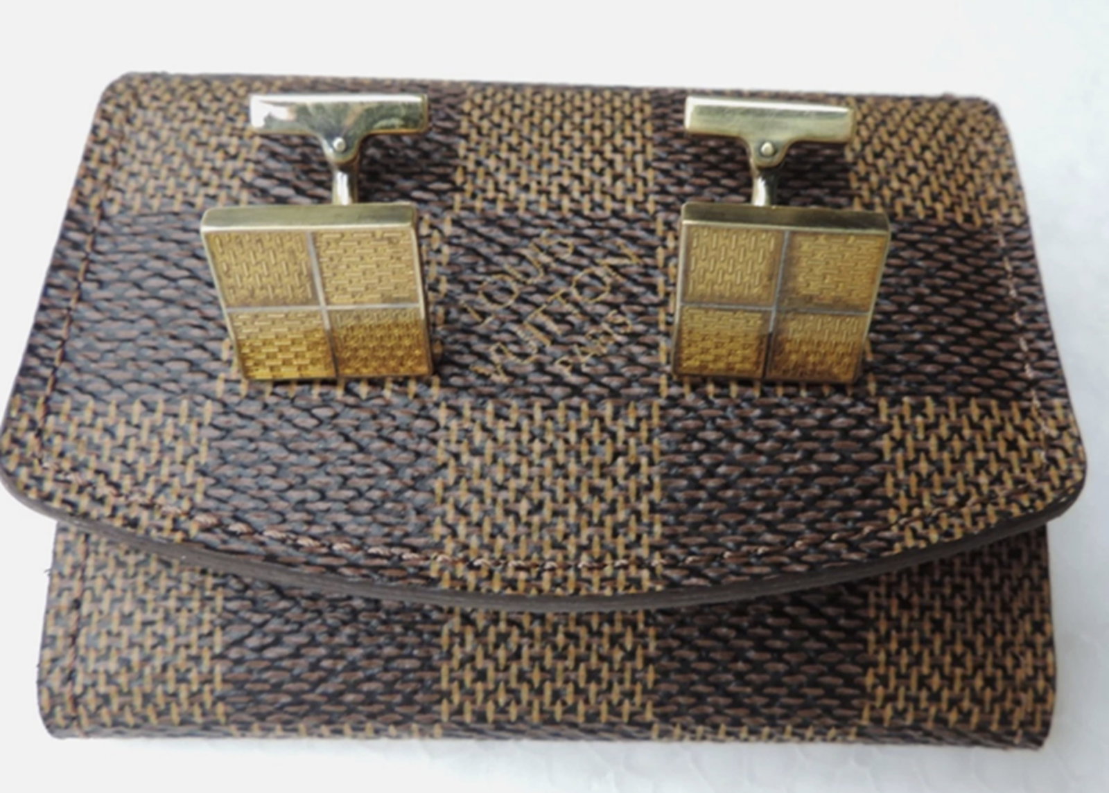 LOUIS VUITTON Sterling Silver Damier Square Enamel Cufflinks With CaseMade in France: LOUIS VUITTON Sterling Silver Damier Square Enamel Cufflinks With CaseMade in France