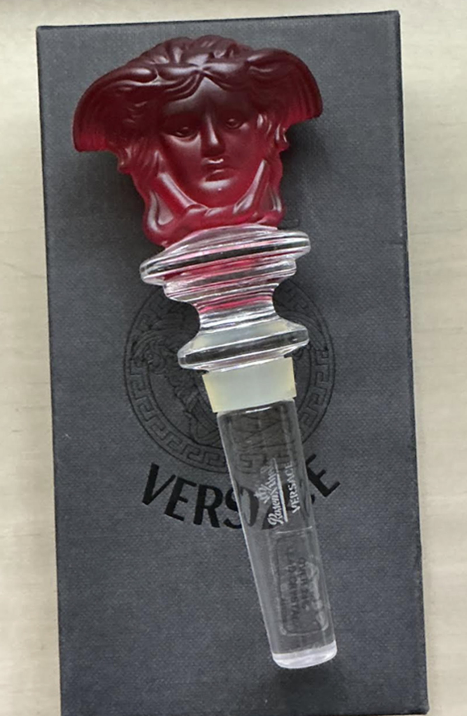 VERSACE Rosenthal "Medusa" Crystal Wine Bottle Stopper With Box (1 of 4)