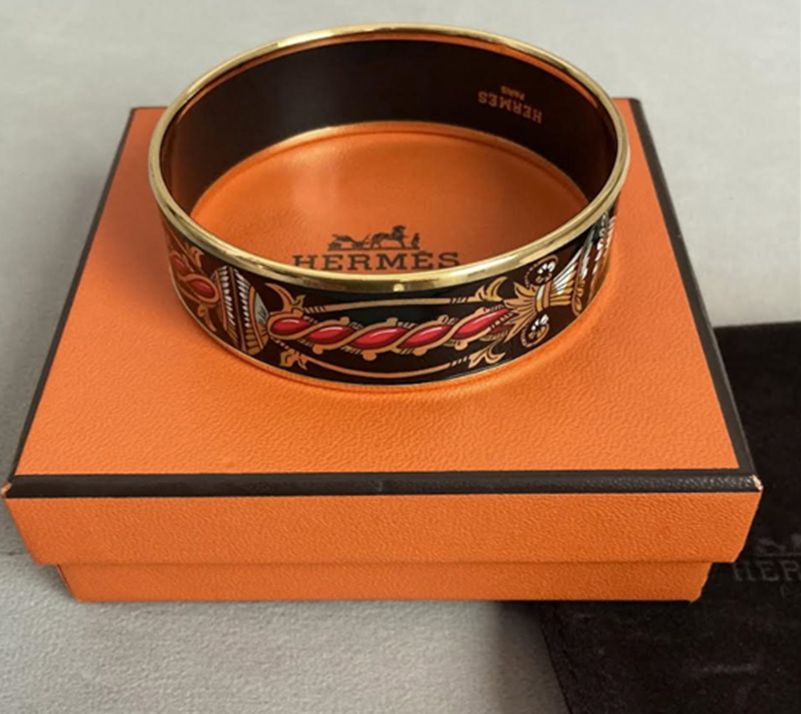 Hermes Red,Blackand Enamel Gold Rim Bracelet Bangle With Box Size 65 (1 of 6)