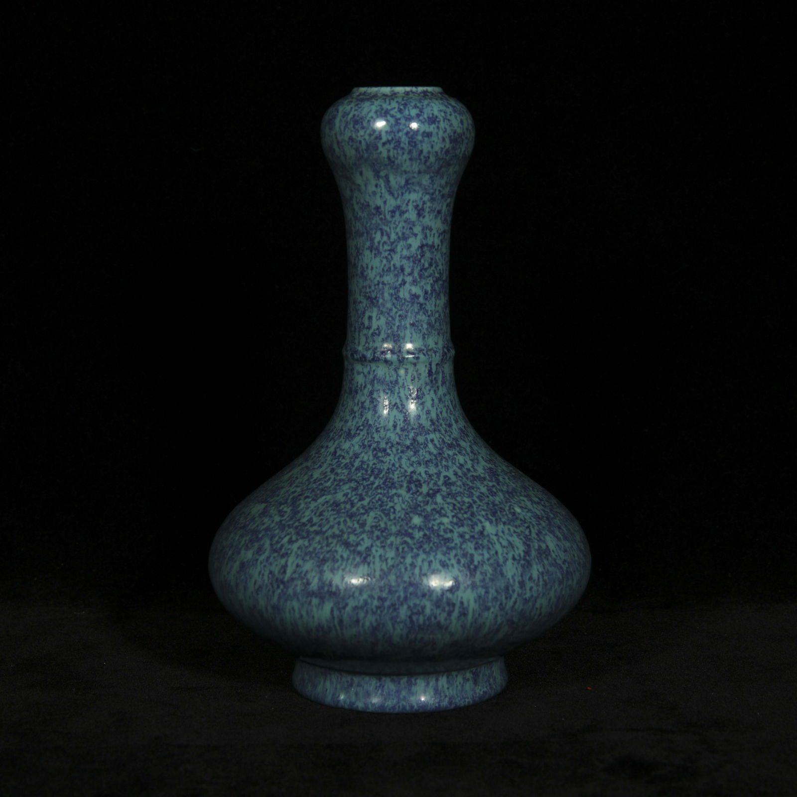 18th century lu jun glaze porcelain bottle: H 17.5 cm