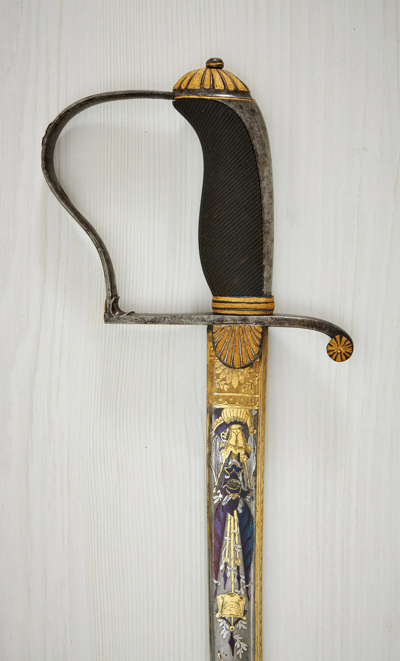Bedeutender Prunk - SÃ¤bel Leopold II. von Habsburg -: Magnificent and important Sabre of Leopold II of Habsburg-Lorraine, Grand Duke of Tuscany (1824-1859). Iron hilt with gilt rosettes and the crowned cipher "L II" of Grand Duke Leopold II of Tuscany. T