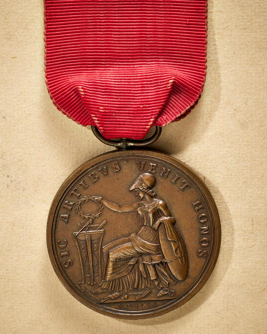 Königreich beider ... : Bronce medal Joachim ...: Foreign Orders & Decorations - Königreich beider Sizilien : Bronce medal Joachim Murat "SIC ARTIBUS VENIT HONOS". Bronce, with suspension loop. . On the obverse the portrait of the king with