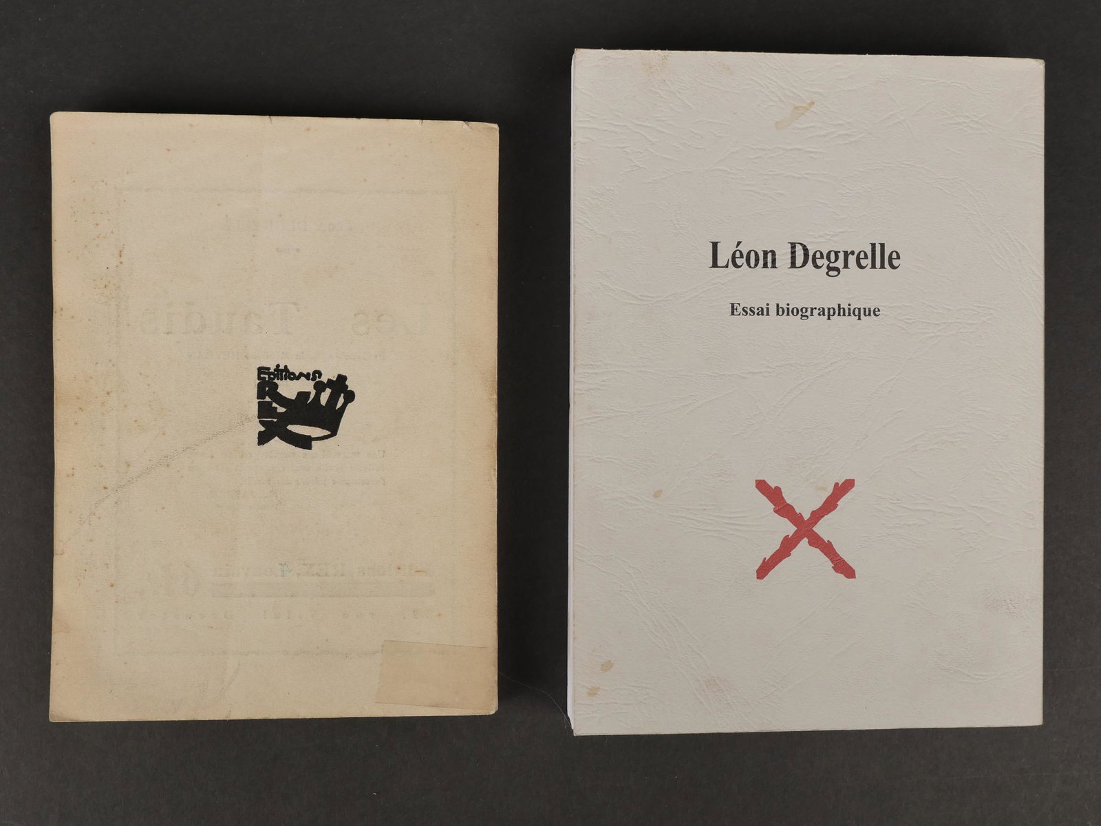 Ouvrage dedicace par Leon Degrelle.Book dedicated by Leon Degrelle: Ouvrage dedicace par Leon Degrelle. Meditation sur Louis Boumal aux editions rex avec envoi autographe signe sur la page de garde. On y joint Leon Degrelle, Essai biographique par Gilles Delvigne. Tac