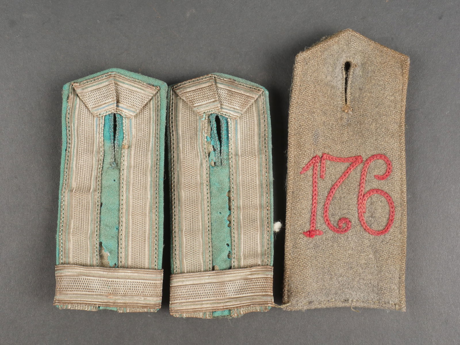 Pattes depaule troupe et sous-officier allemand. German Shoulder Straps, Enlisted and NCO Ranks (1 of 3)