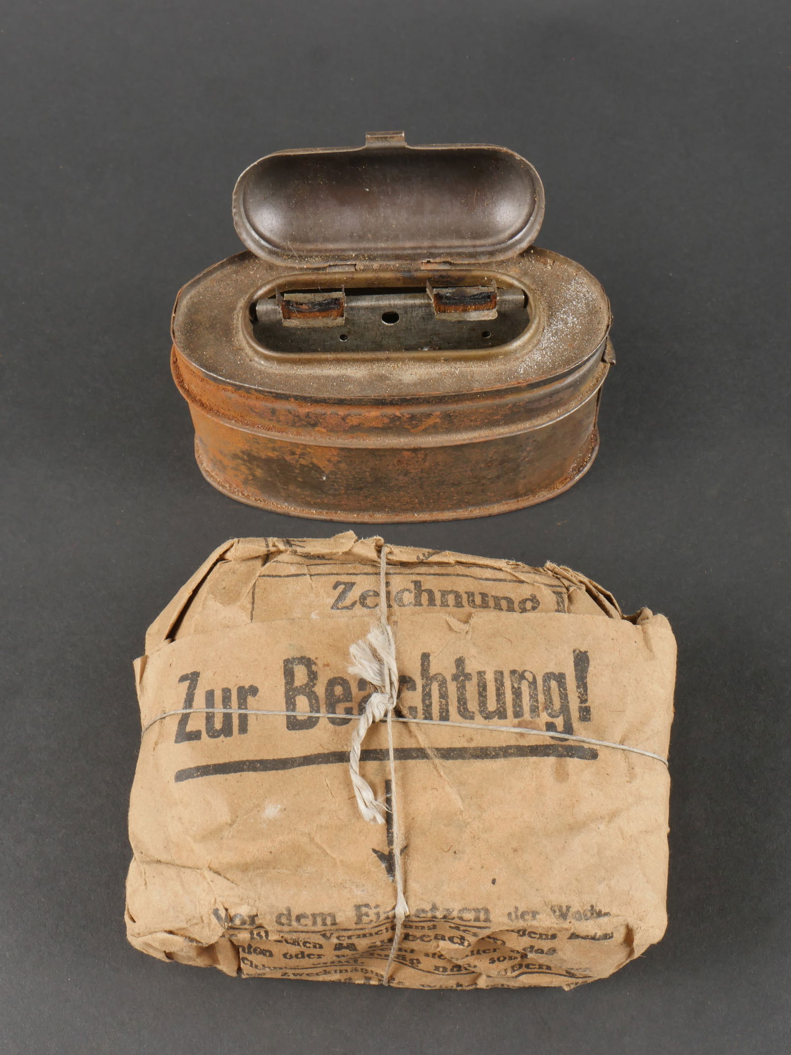 Bougies et support de rechaud de tranchees allemand Hindenburg. German Trench Stove with Candles and (1 of 10)